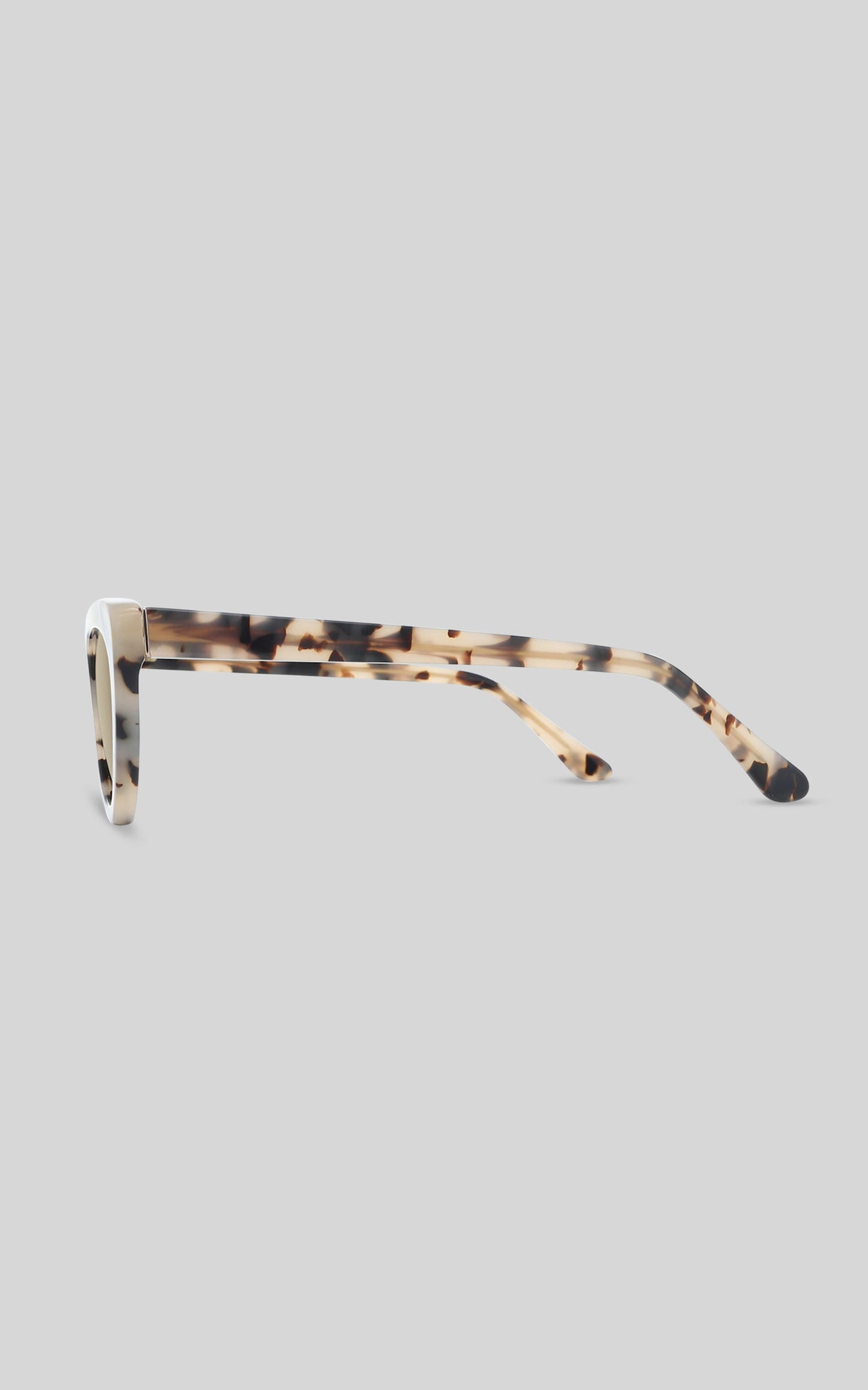 Banbe Eyewear - The Sofia Sunglasses in Blonde Tort-Brown