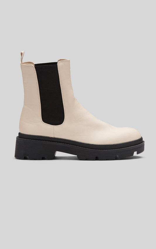 Therapy - Threadbo Boots in Bone