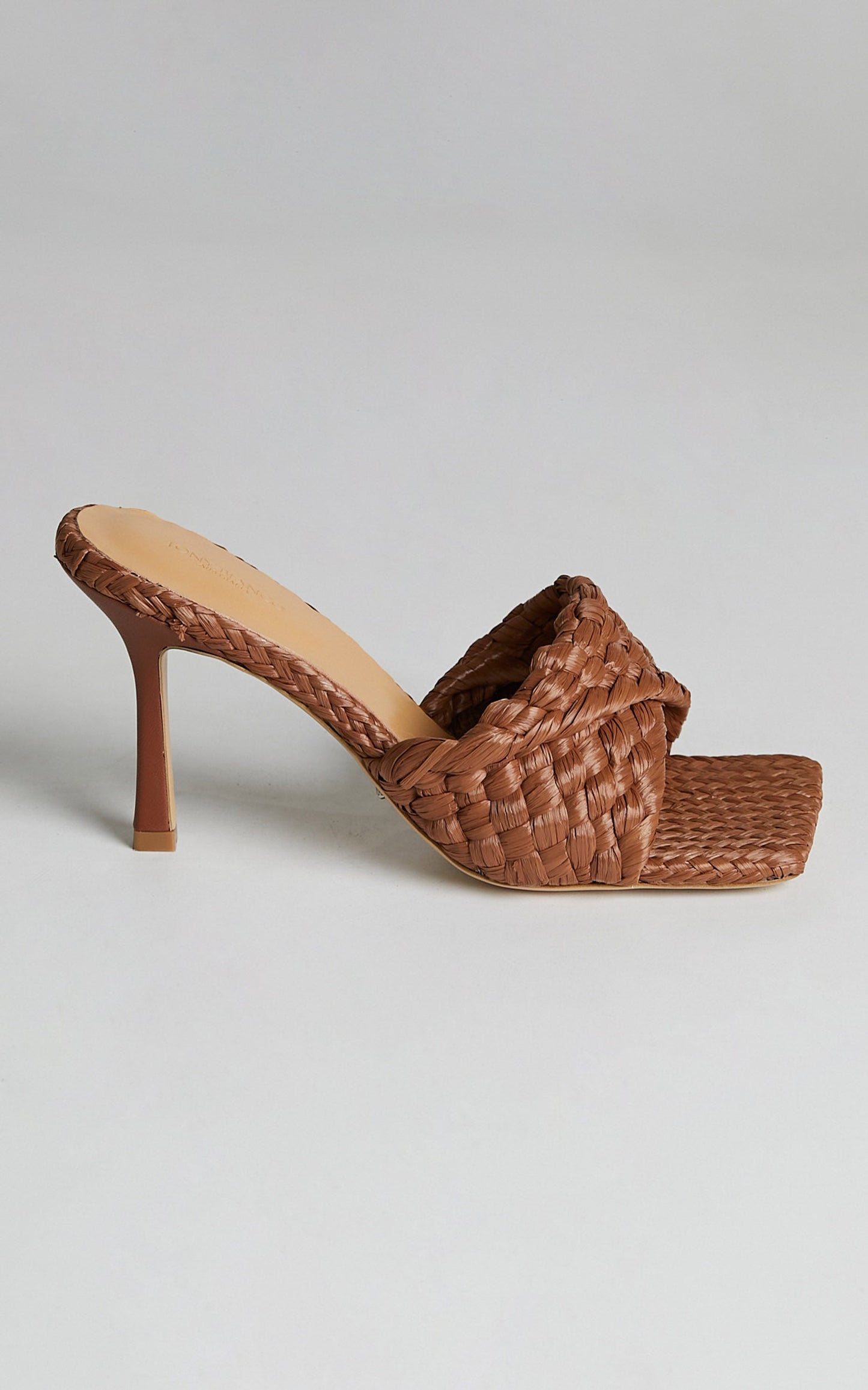 TONY BIANCO - LOURDES Heels in CHOCOLATE RAFFIA
