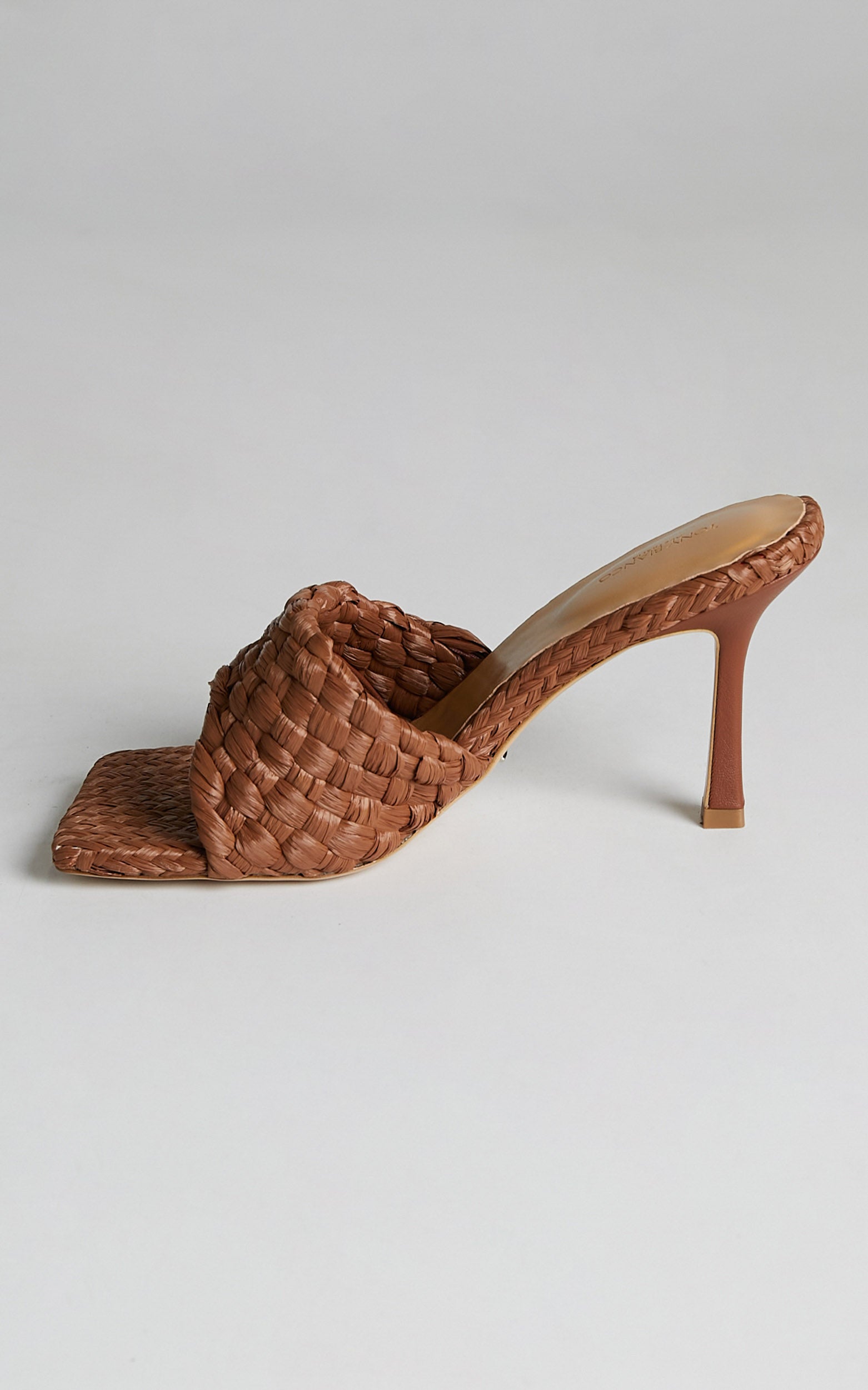TONY BIANCO - LOURDES Heels in CHOCOLATE RAFFIA