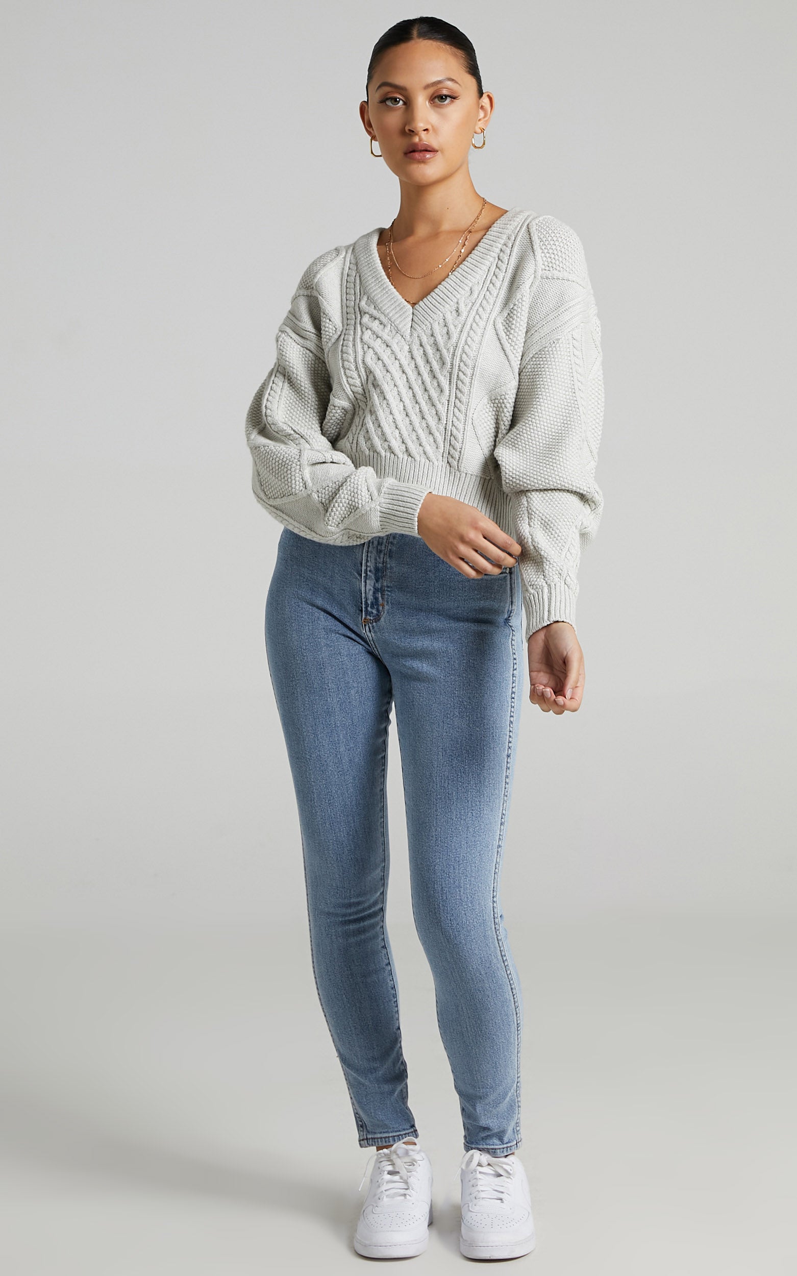 Tamsin Cable Knit Jumper in Light Grey
