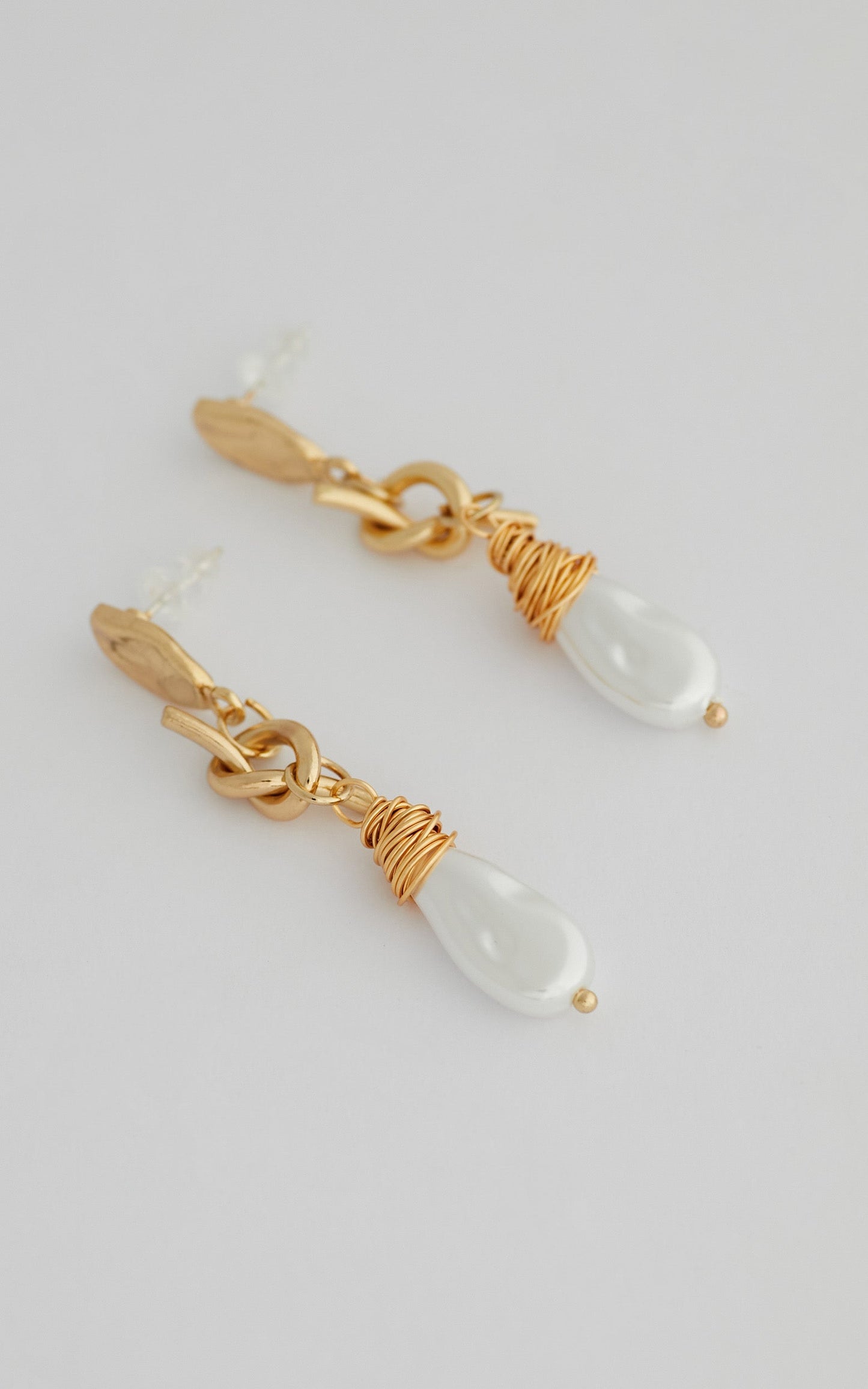 Tatianah Drop Pearl Earrings in Gold