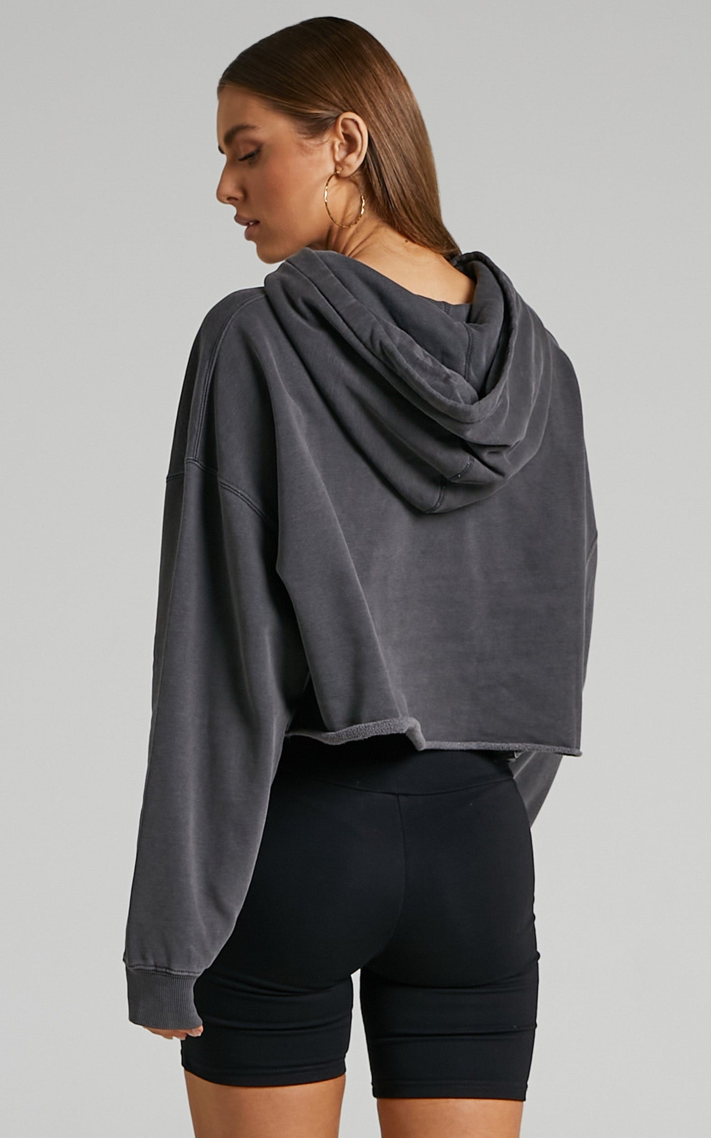The People Vs - Dreamland Cropped Hoodie in Vintage Black