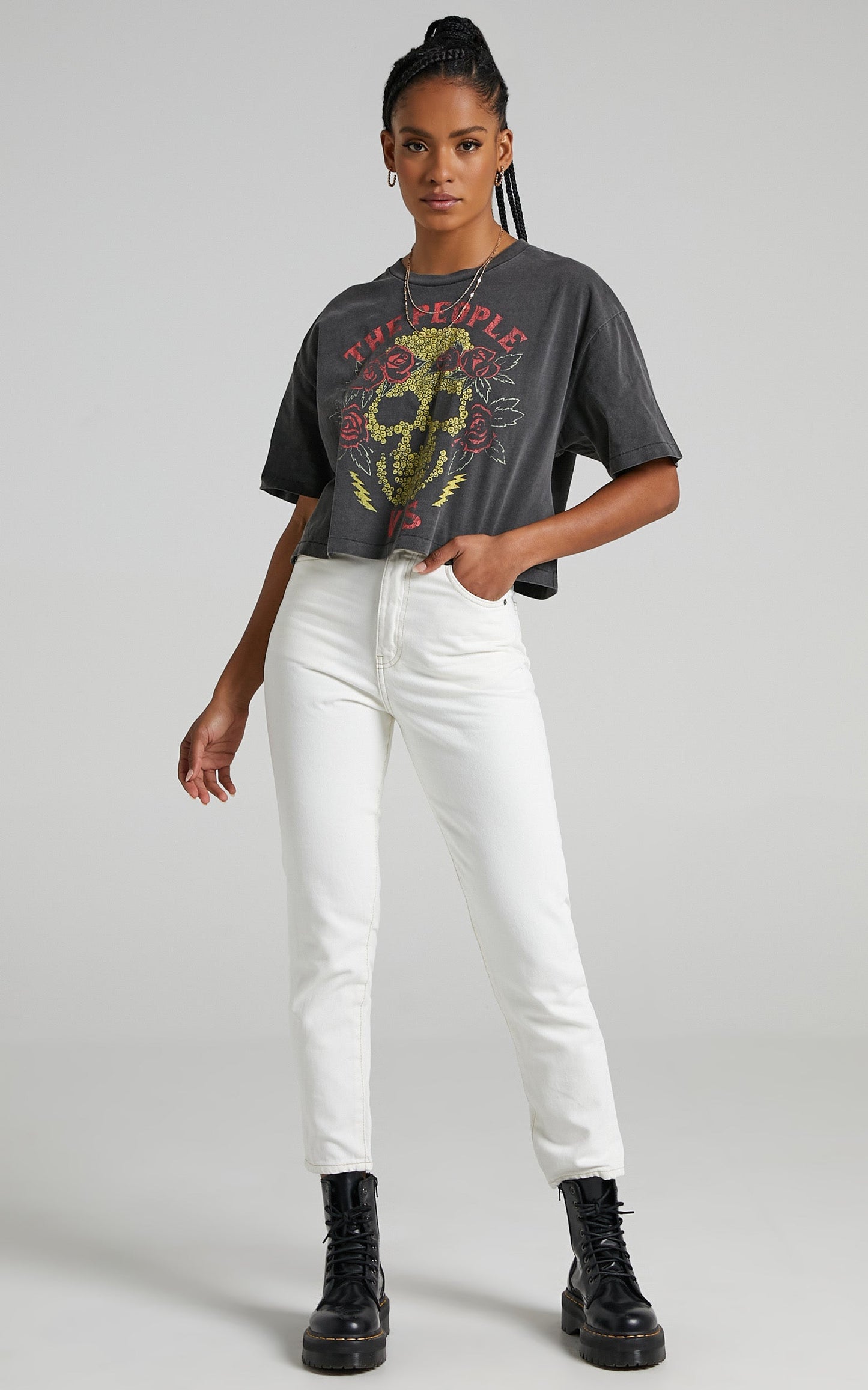The People Vs - Dead Roses Vintage Helena Tee in Ultra Black