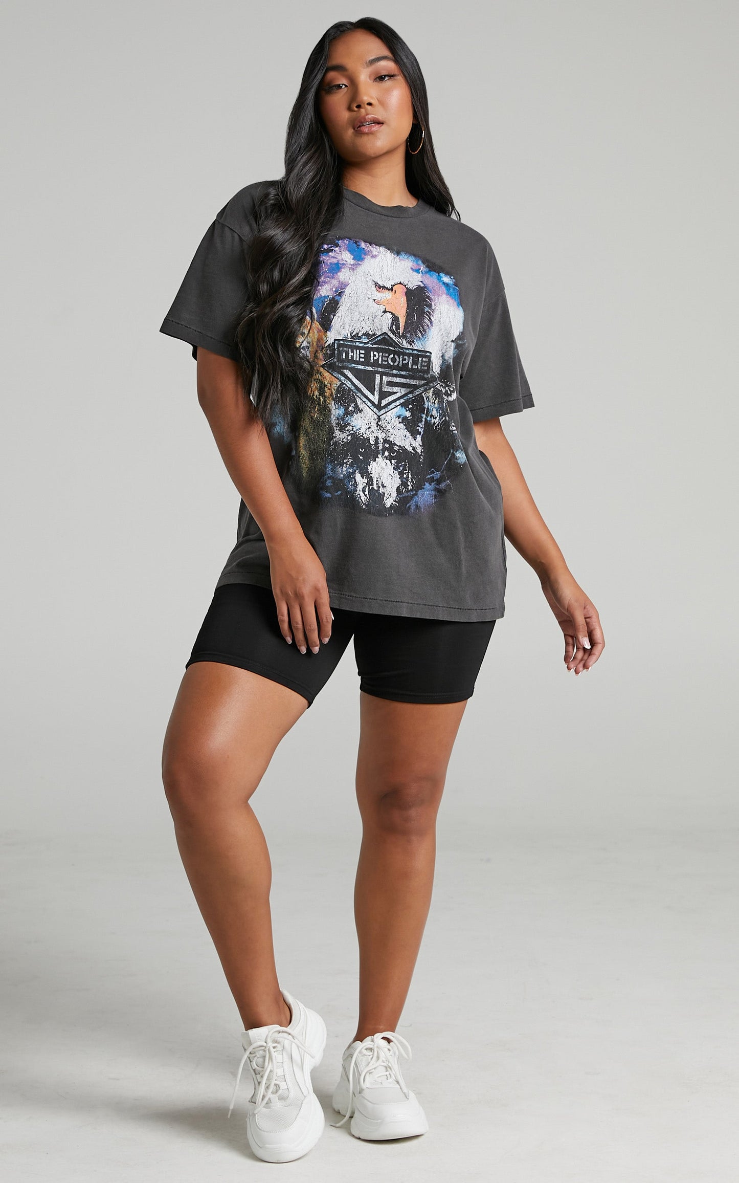 The People Vs - Hallucinate Boyfriend Tee in Vintage Black