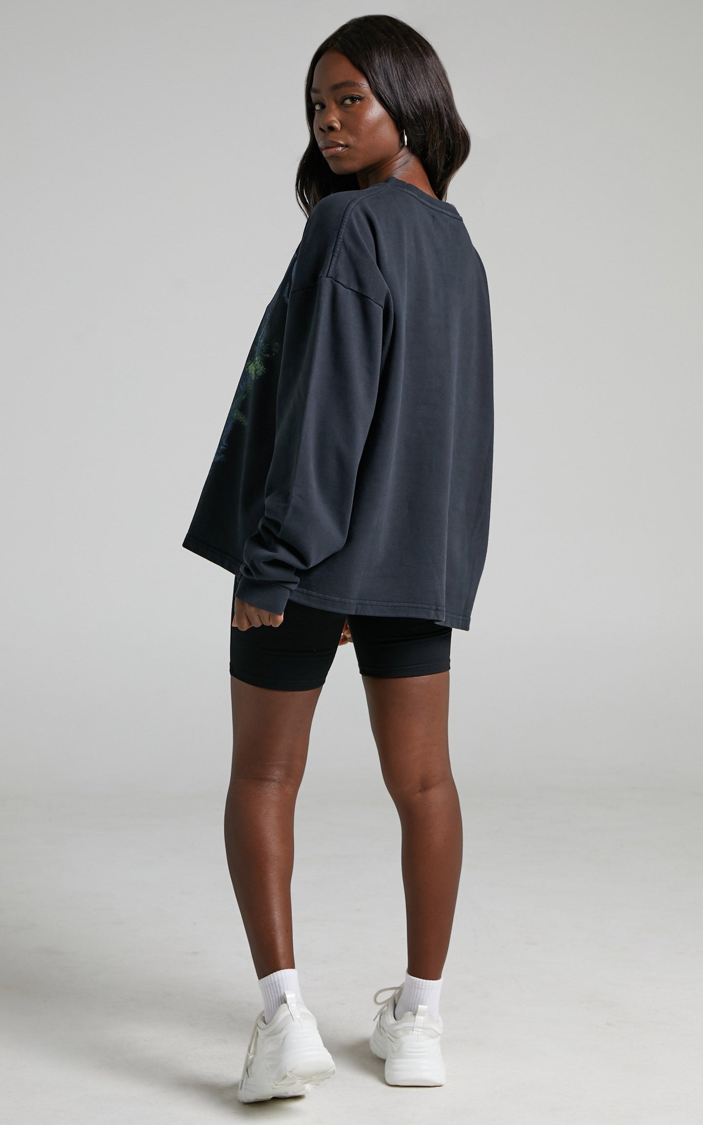The People Vs - NOCTURNAL OVERSIZED CREW in Ultra Black