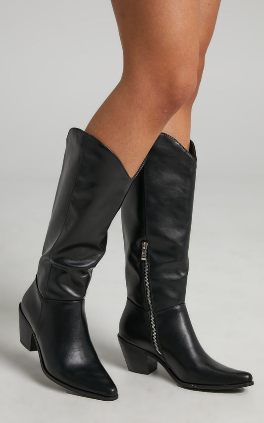 Therapy - Cyrus Boots in Black