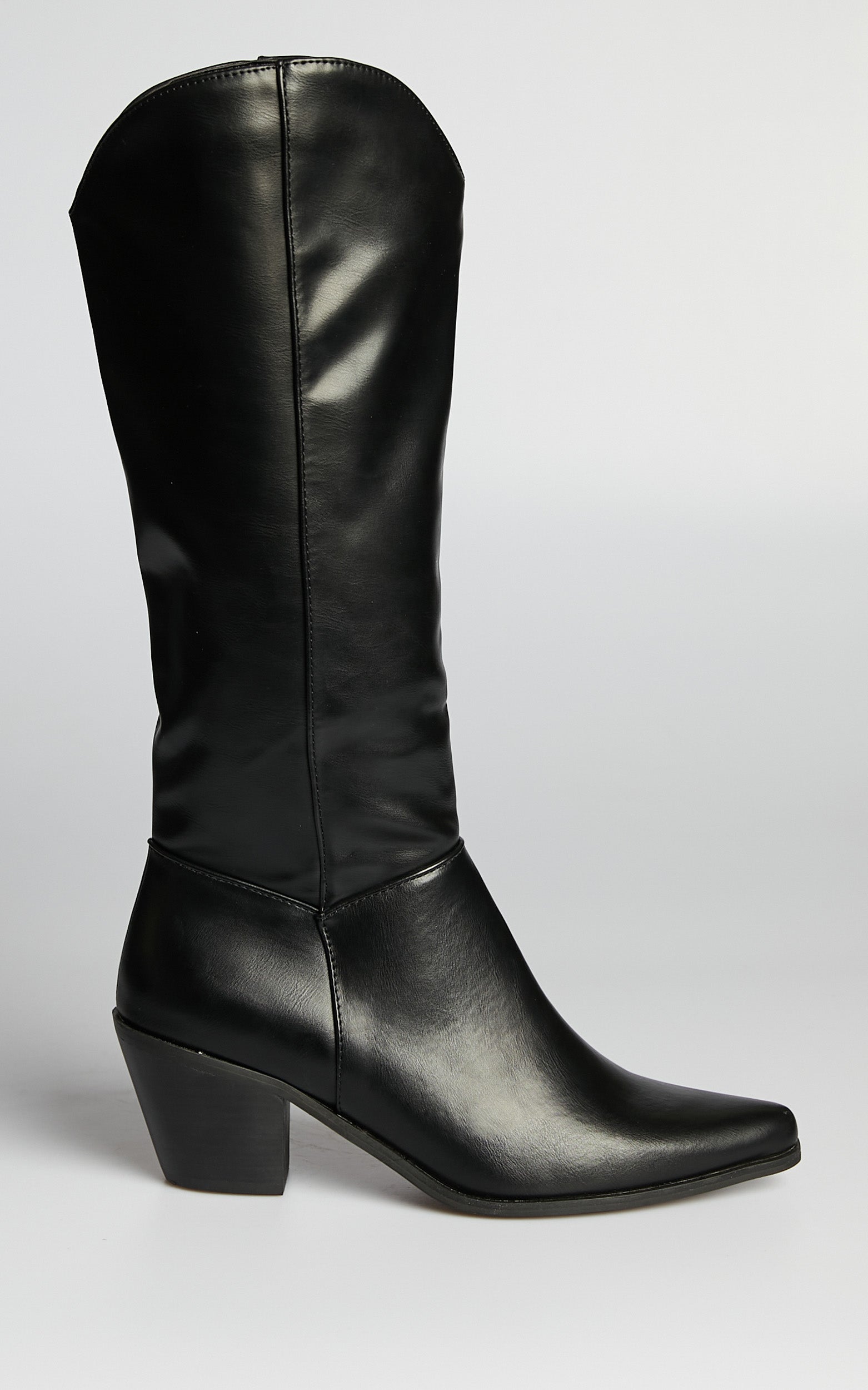Therapy - Cyrus Boots in Black