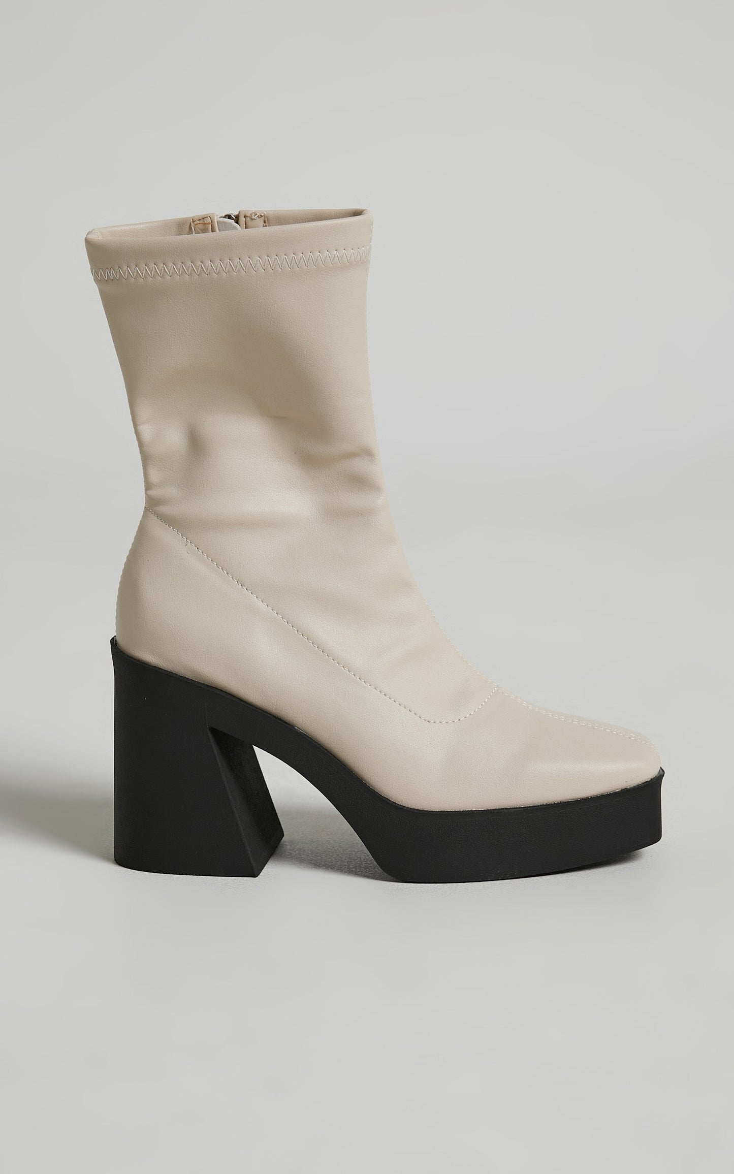 Therapy - Jagger Boots in Bone