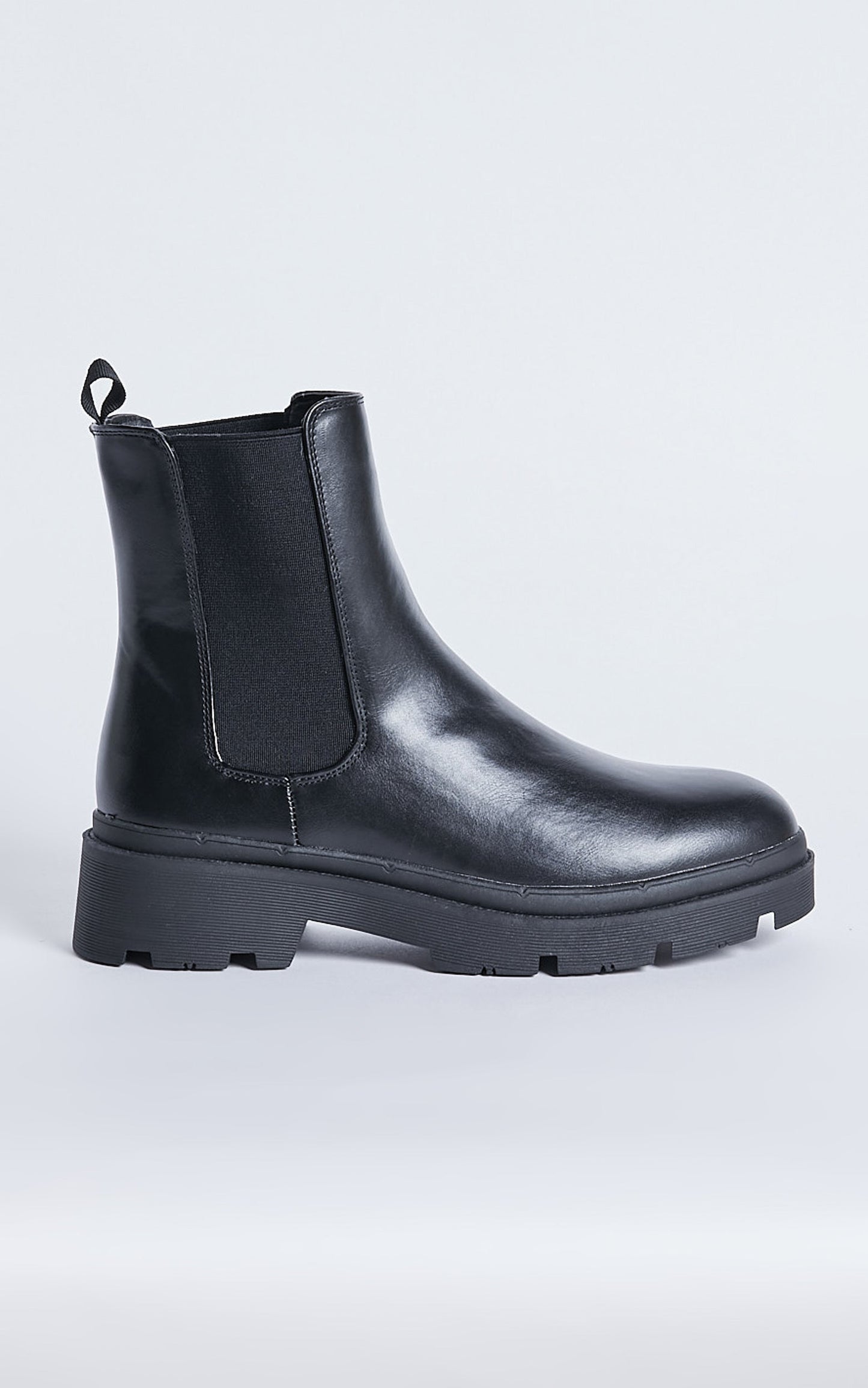 Therapy - Threadbo Boots in Black PU
