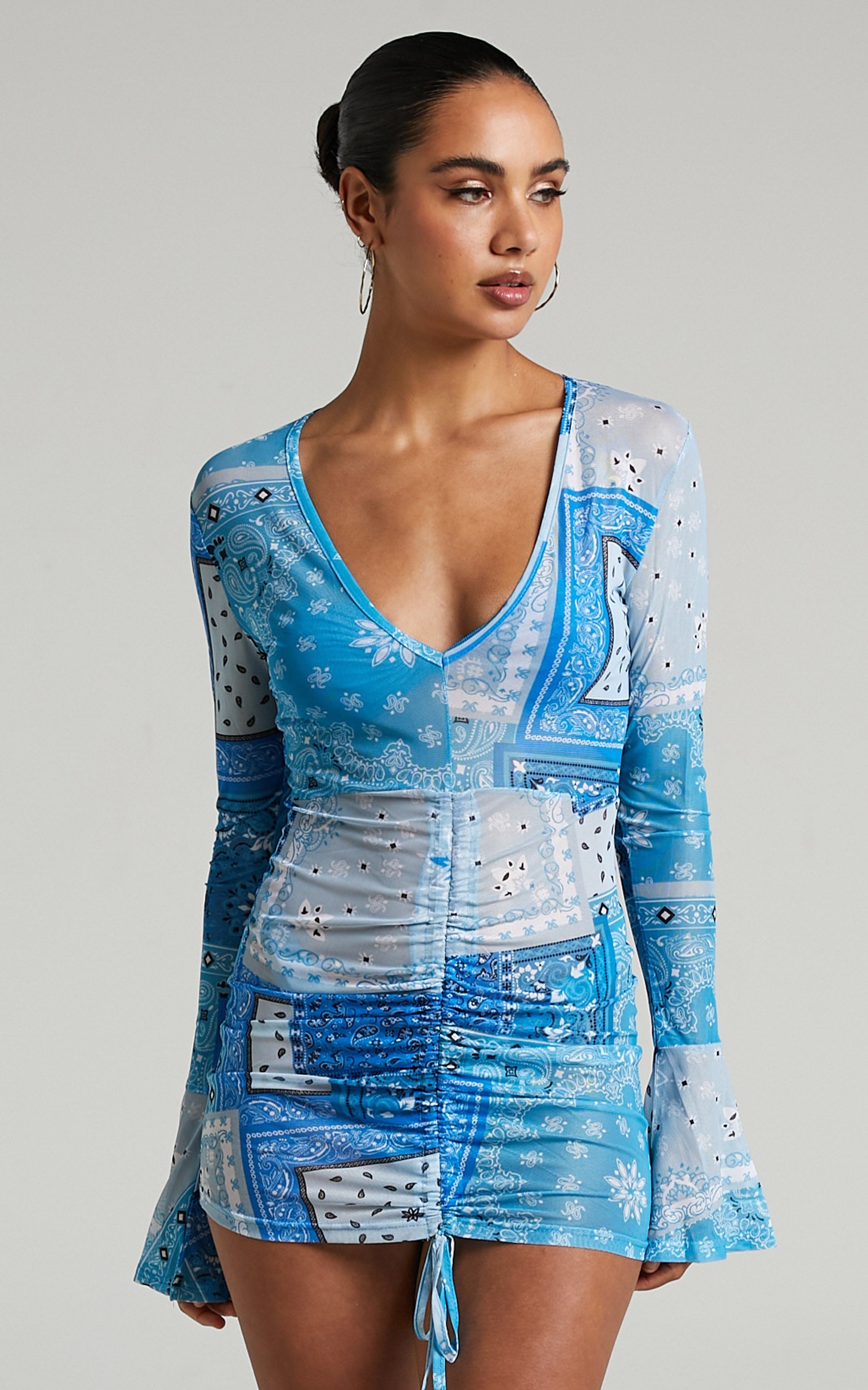 Tifanny Long Sleeve Ruched Front Dress in Blue Multi