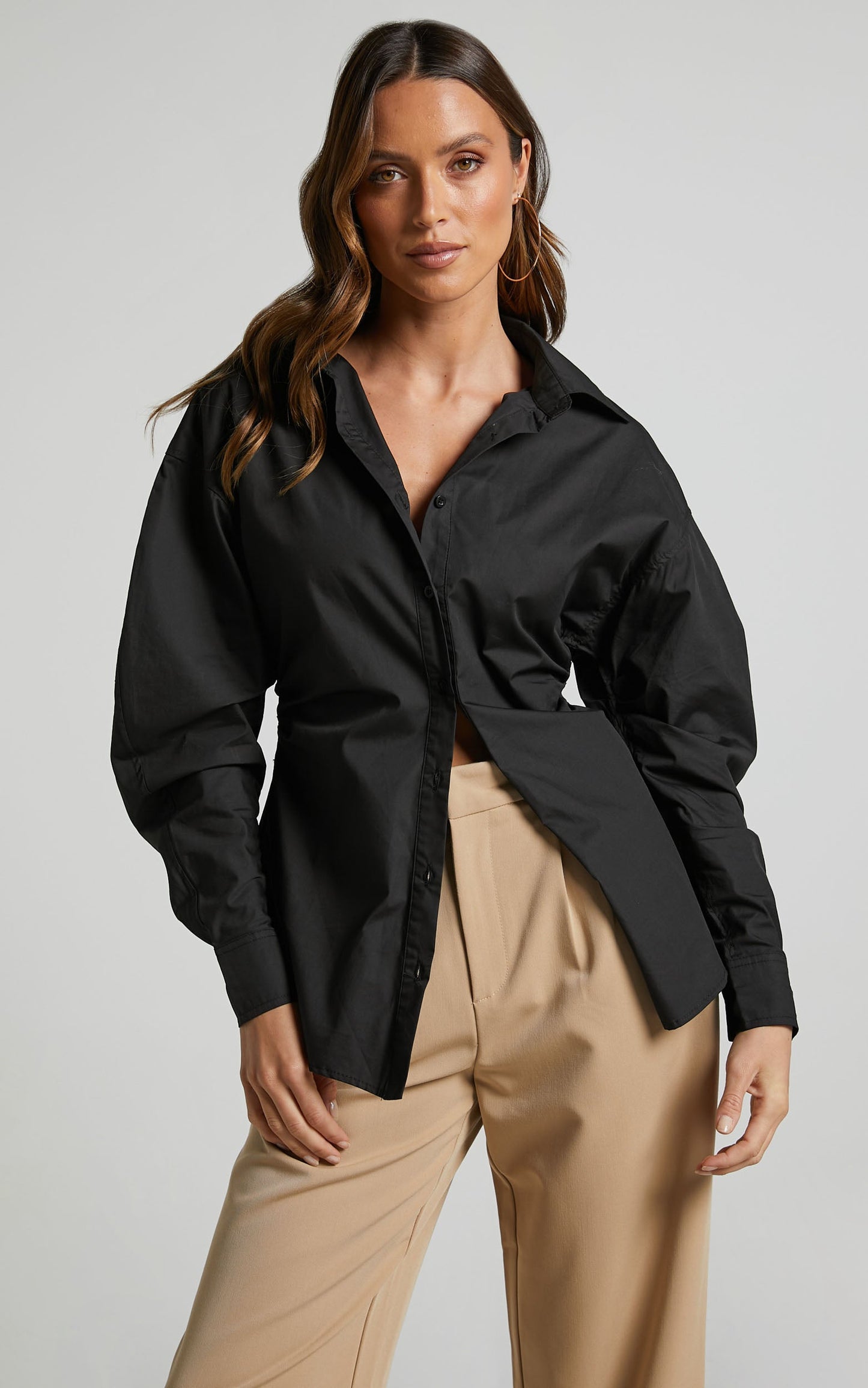 Tiva Shirt - Long Sleeve Fitted Button Up Shirt in Black