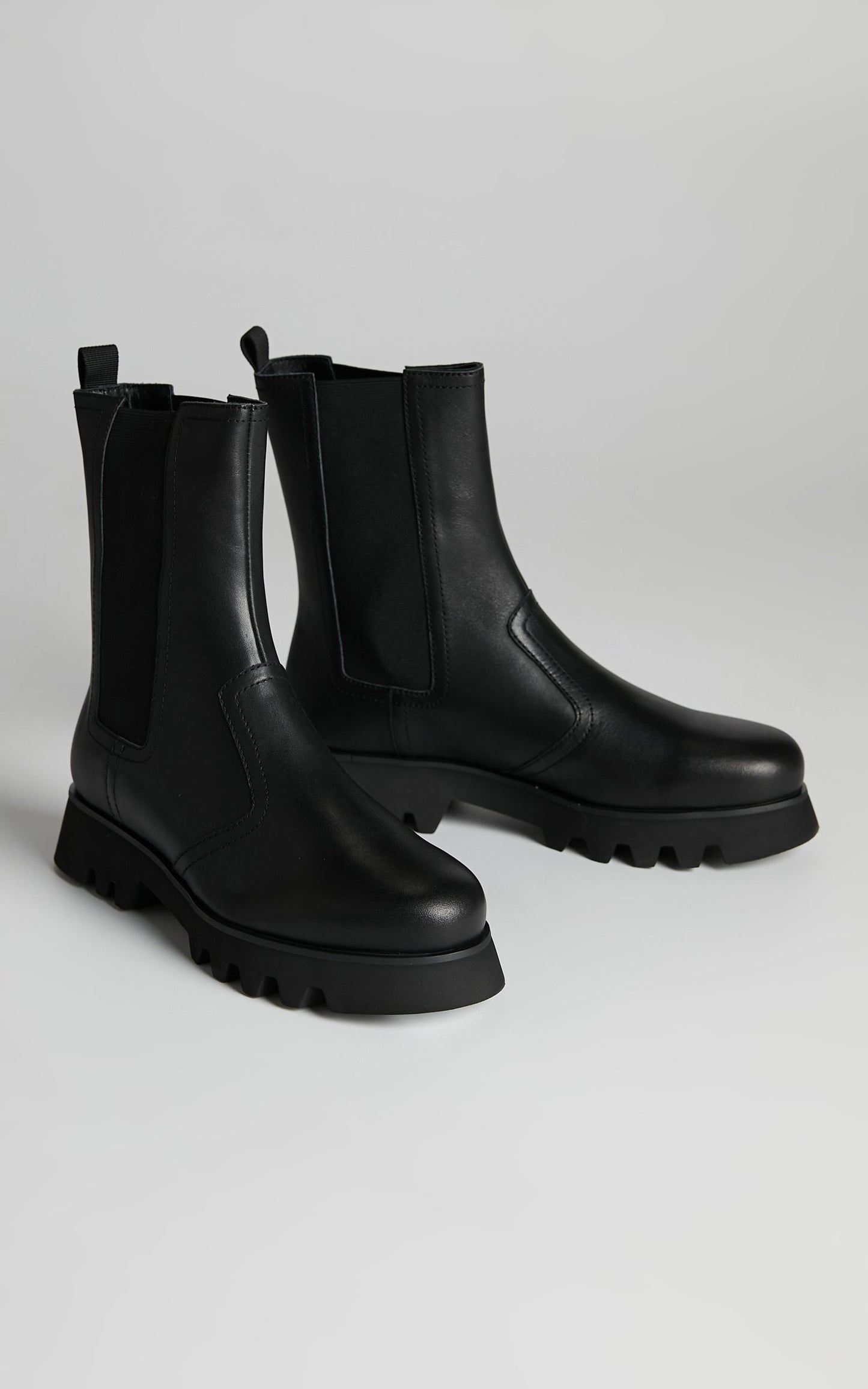 Tony Bianco - Izzy Boots in Black Como