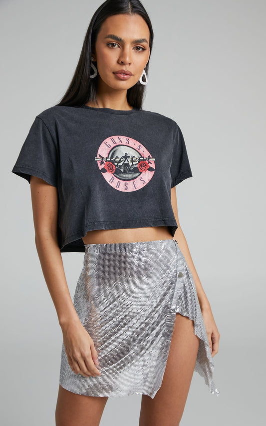 Universal Music - Guns N' Roses Crop Tee in Washed Black