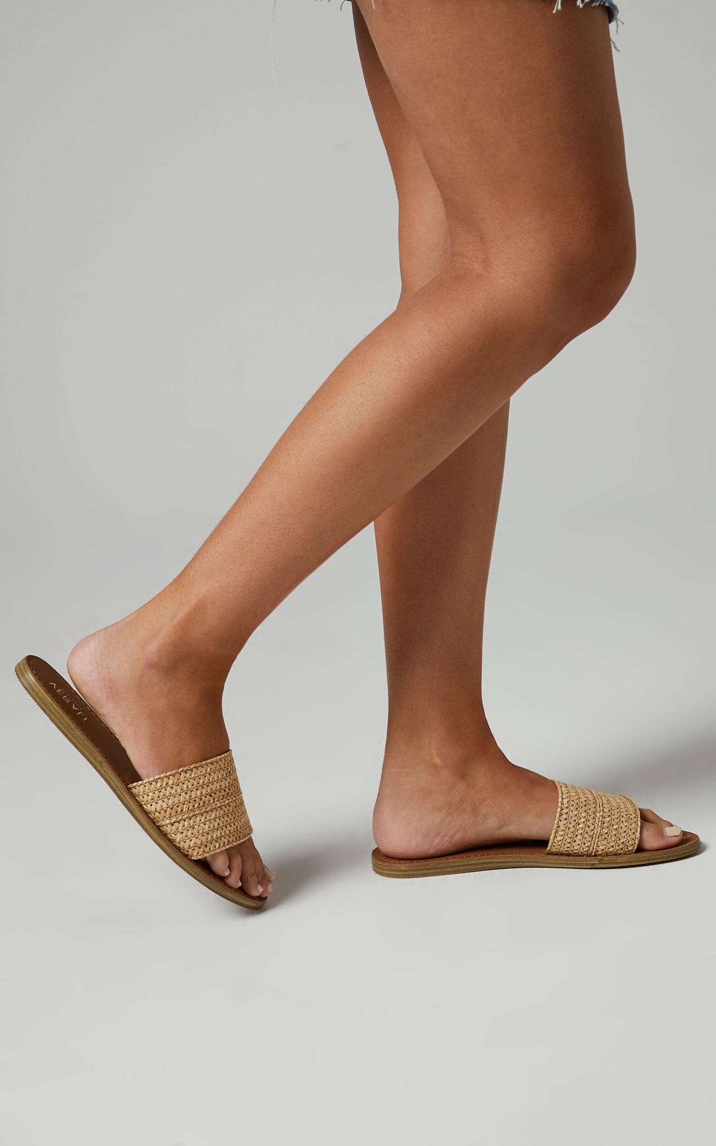 Verali - Talby Slides in Natural Weave