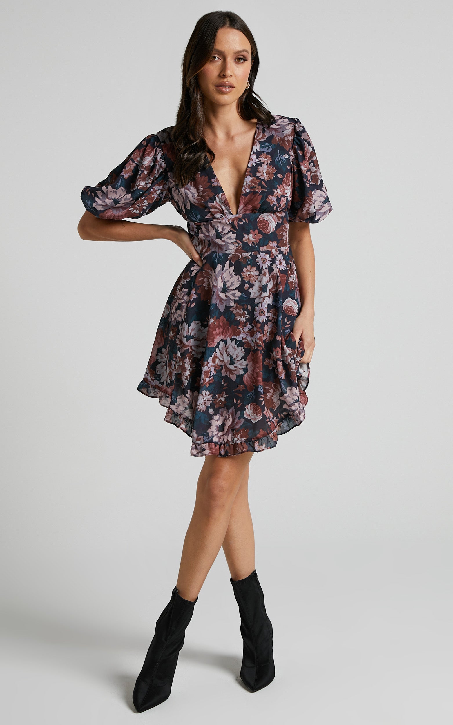 Vhera Mini Dress - Short Puff Sleeve Dress in Vintage Garden