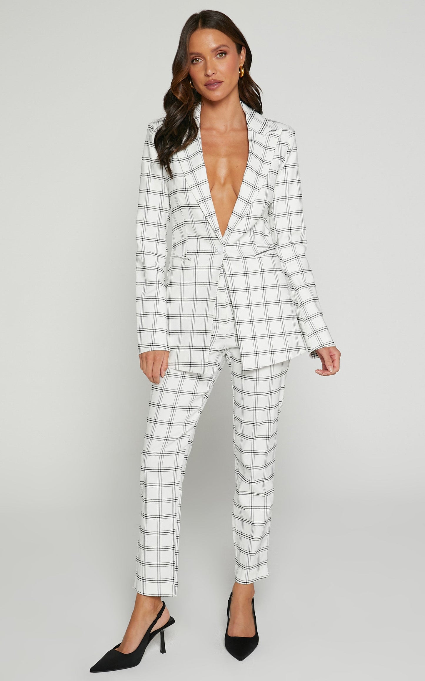 Vhonna cropped tailored high waisted pant in White and Black check