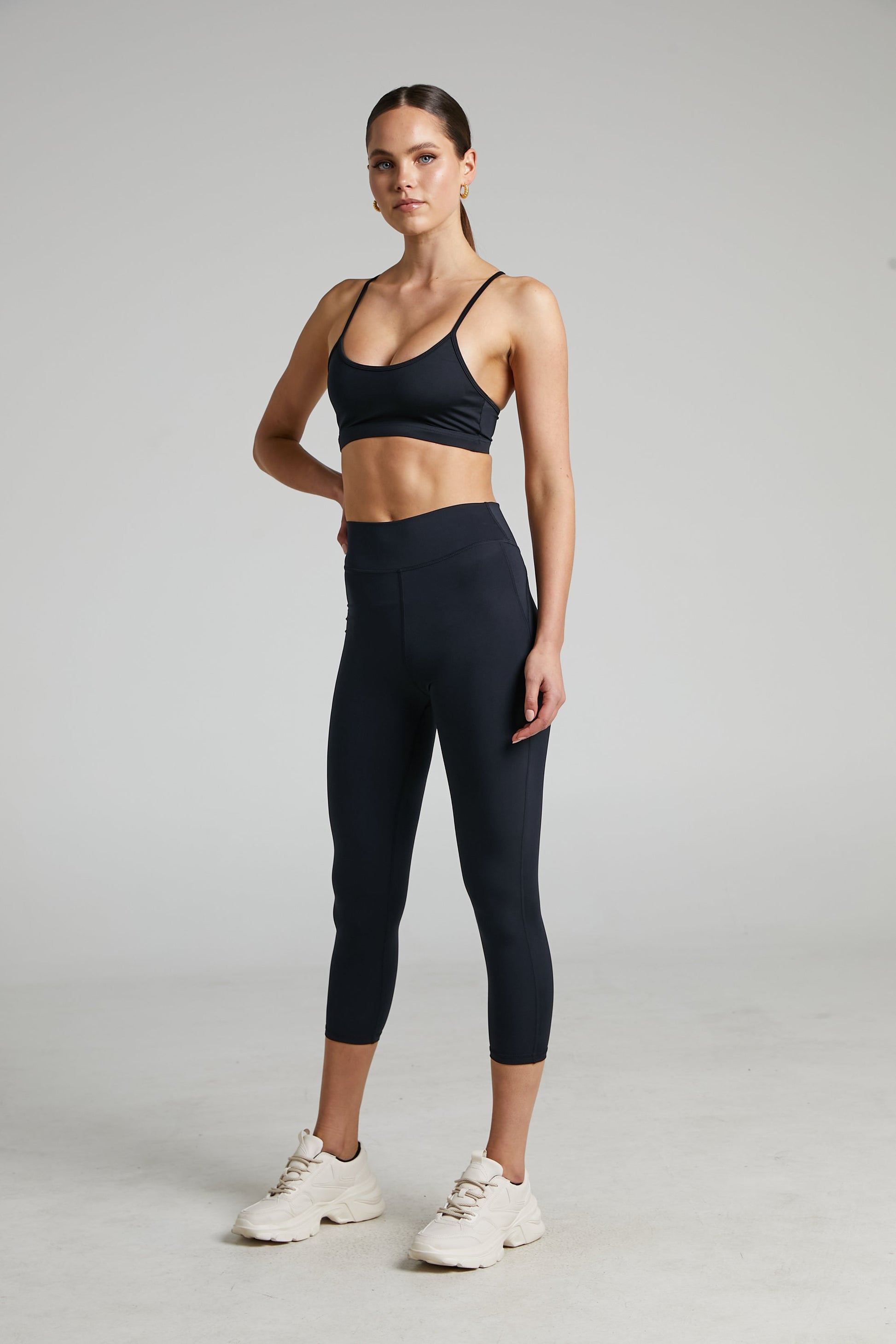 Vienna Leggings - 7/8 Leggings in Black