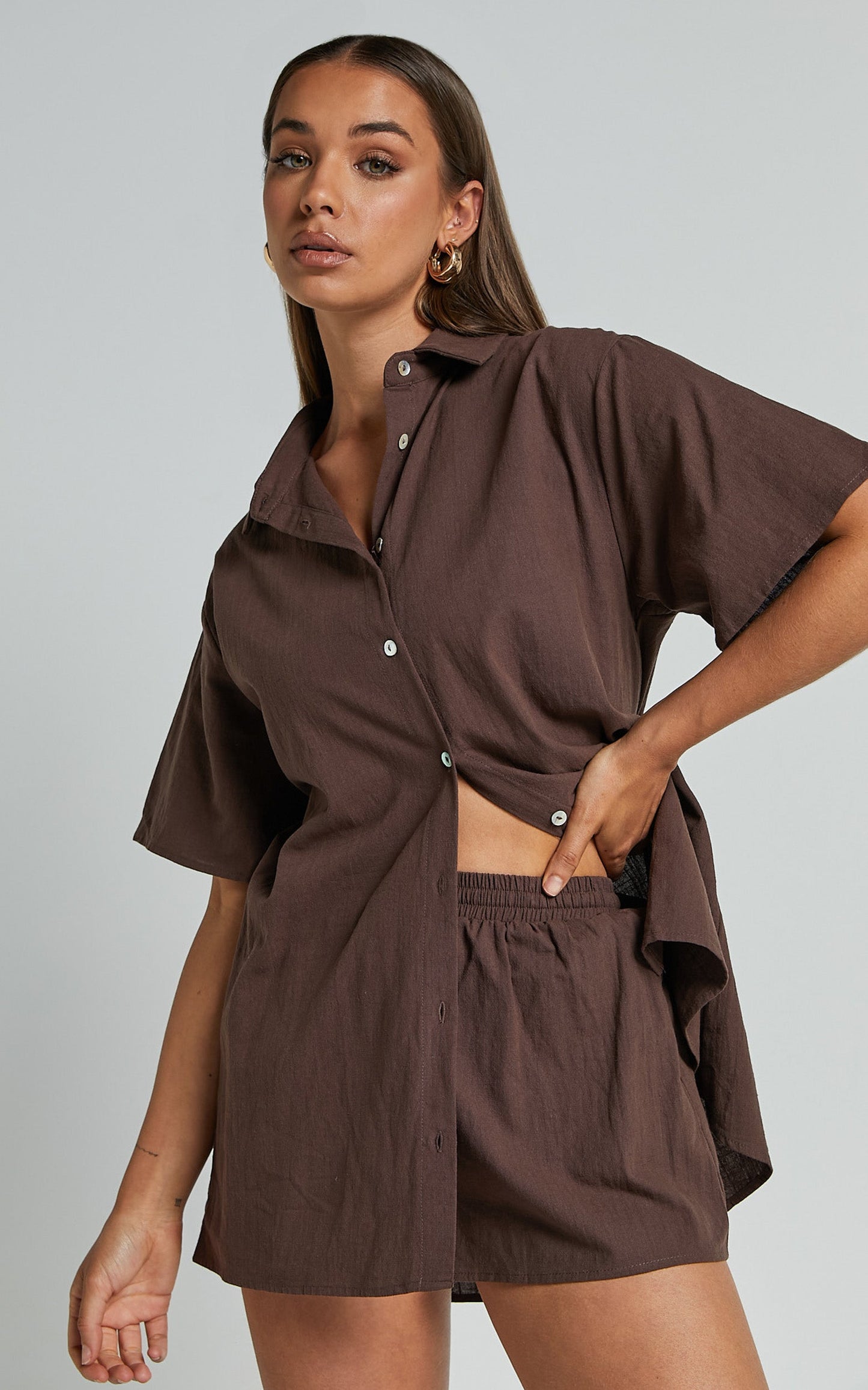Vina Del Mar Two Piece Set - Linen Look Shirt and Shorts Set in Chocolate