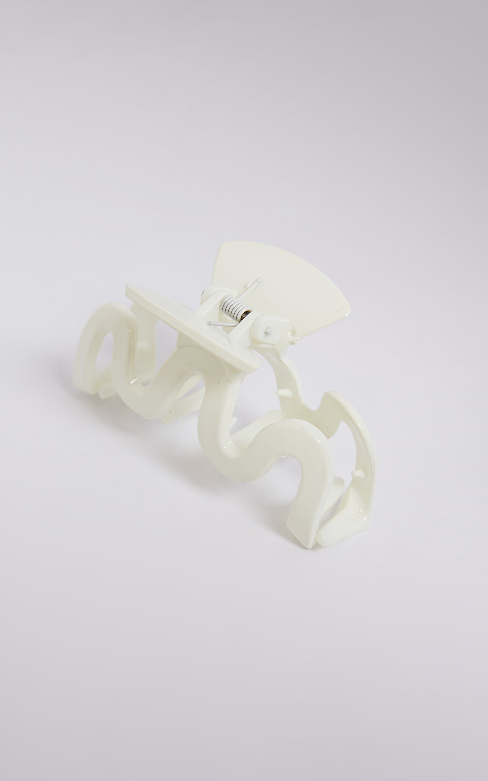 Wilde Hair Clip in Cream
