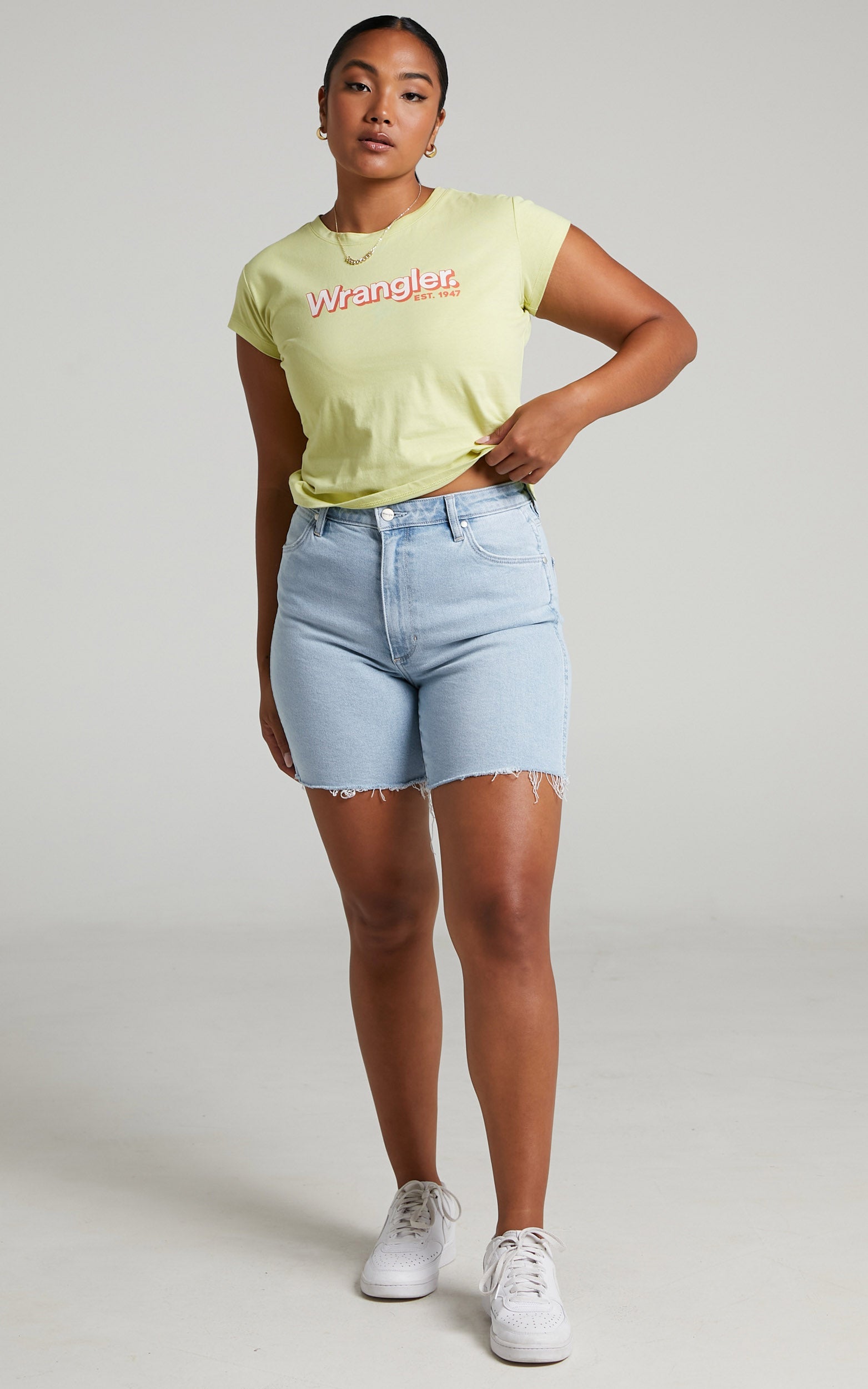 Wrangler - 90s Shrunken Tee in Lemongrass