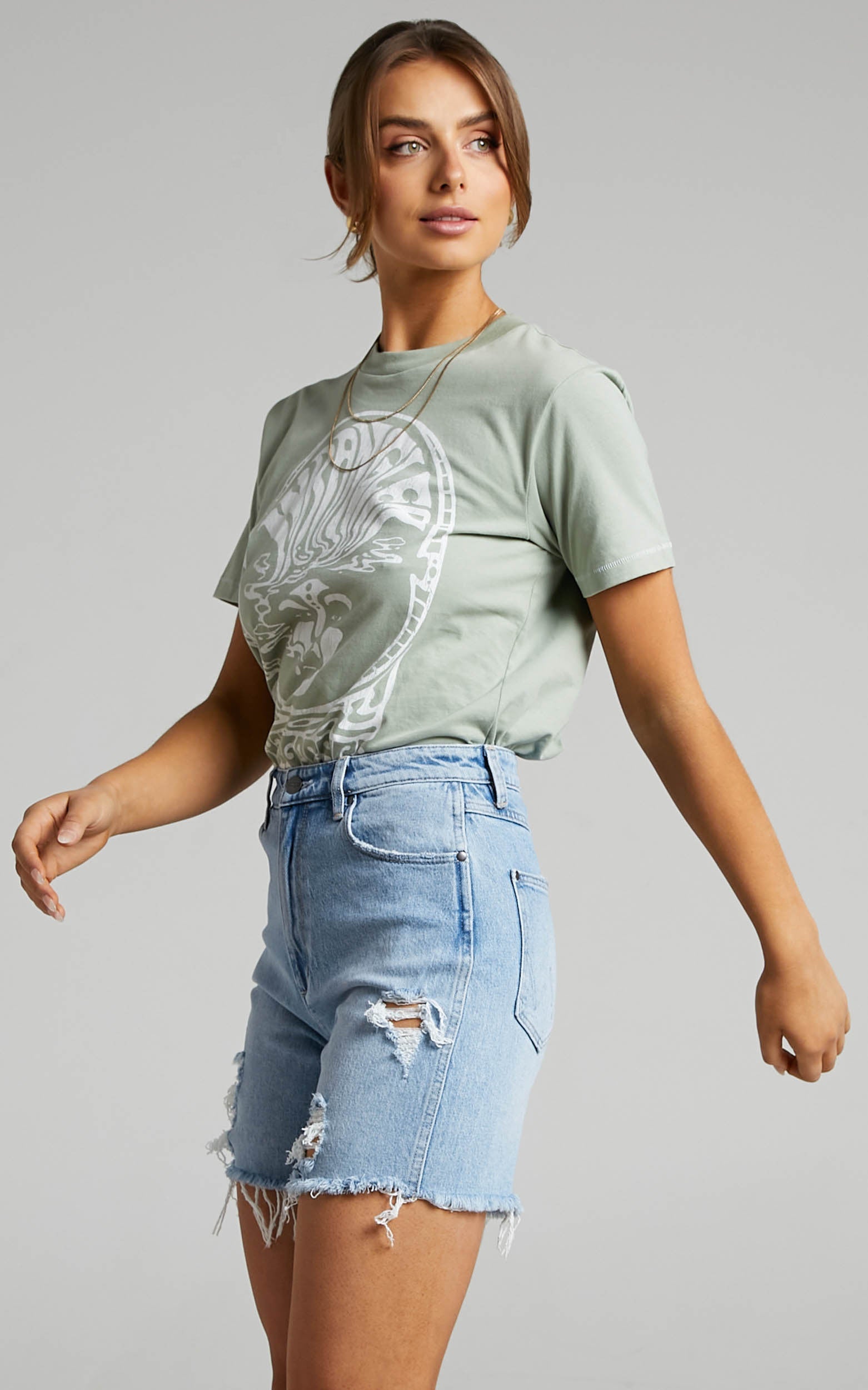 Wrangler - Burning Desire Tee in Desert Sage