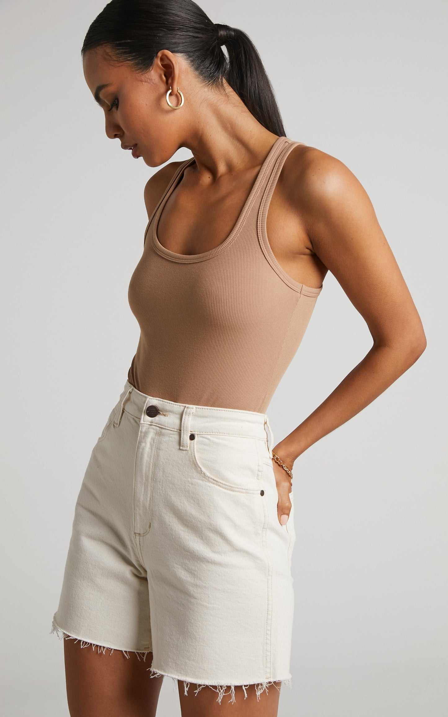 Wrangler - Claudia Hi Straight Short in Raw Hemp