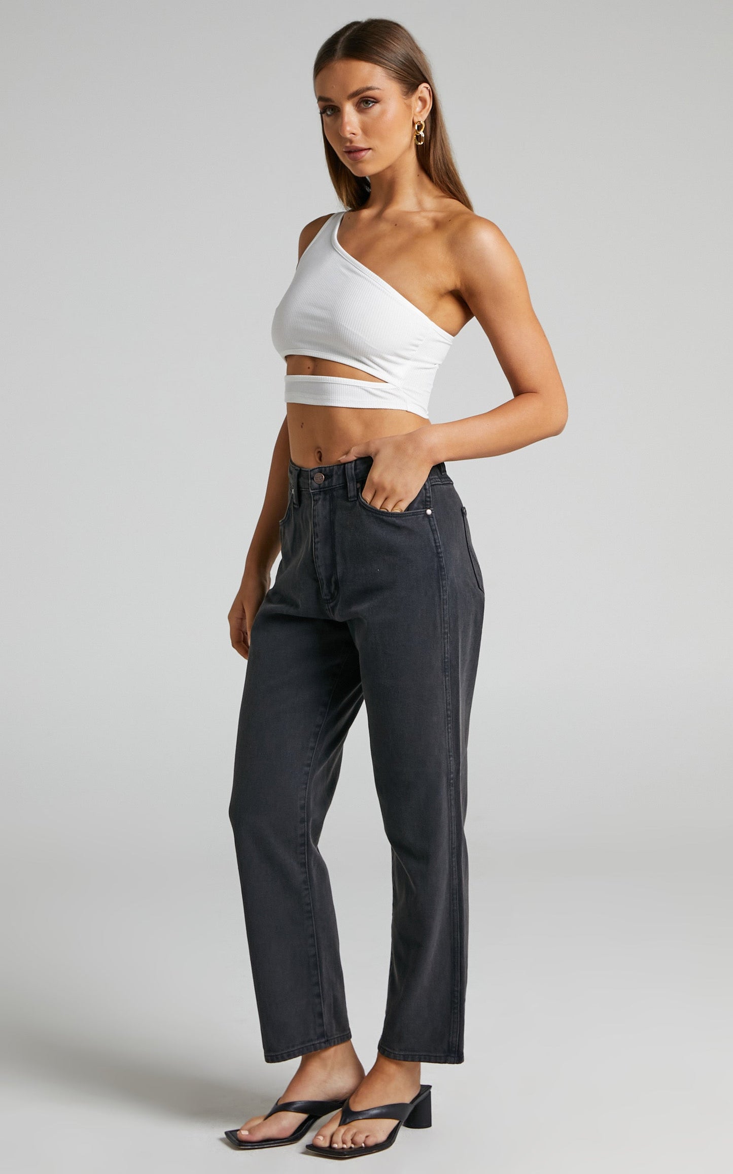 Wrangler - Claudia High Straight in Eclipse Black