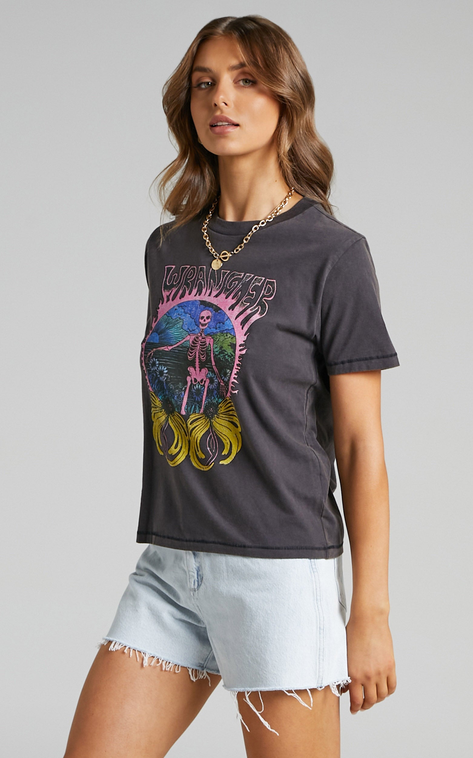 Wrangler - Floral Bones Tee in Worn Black
