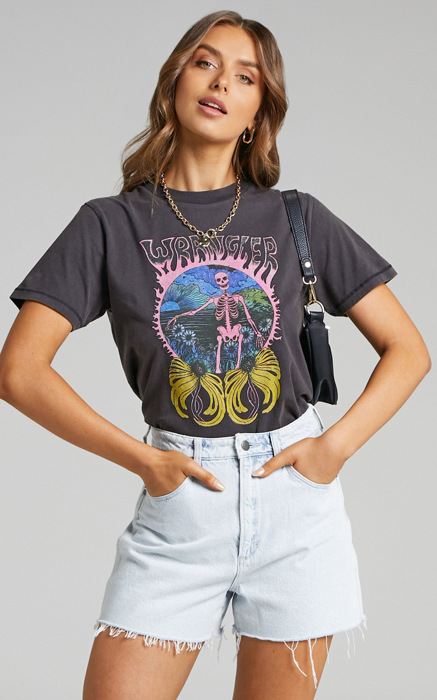 Wrangler - Floral Bones Tee in Worn Black