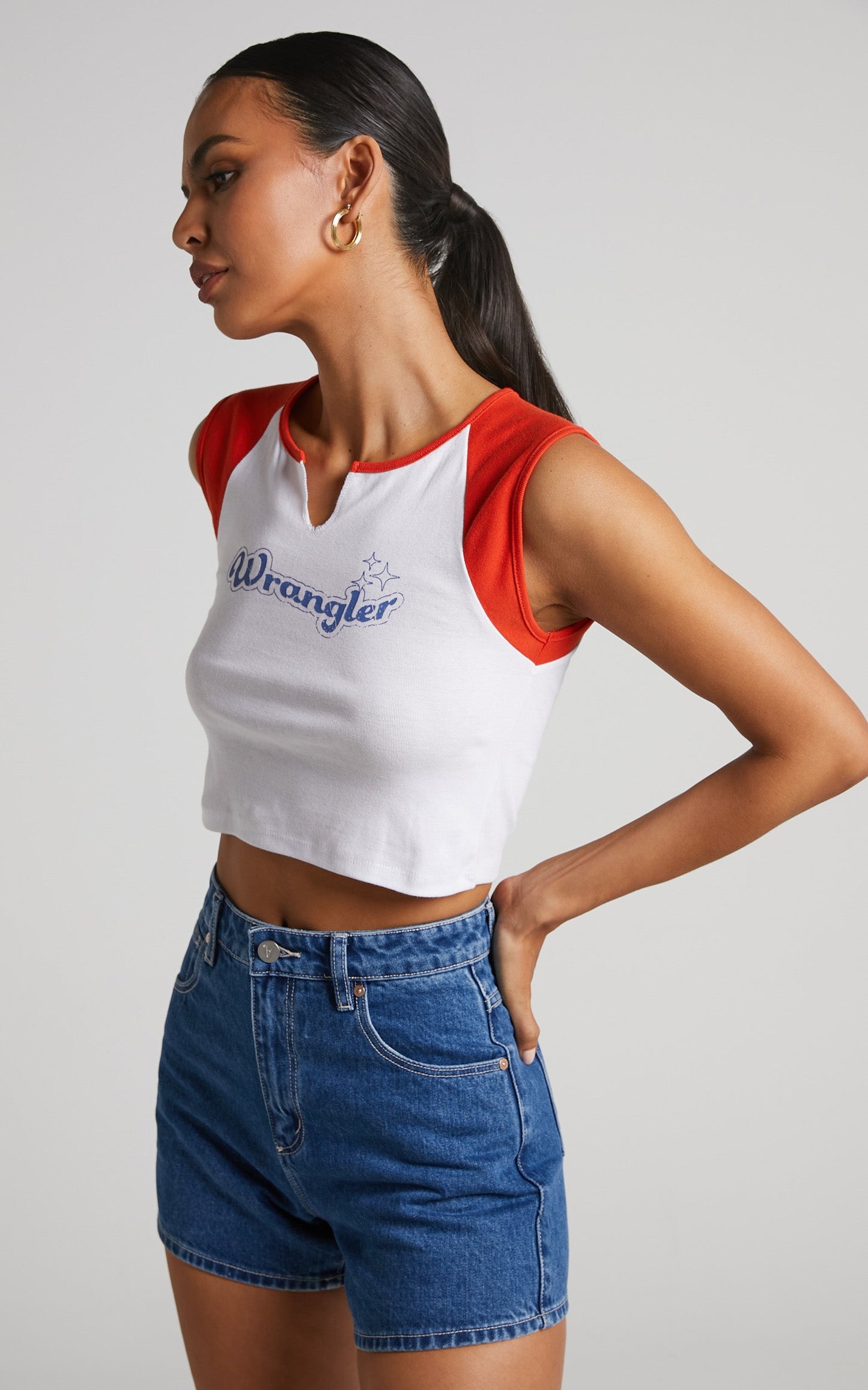 Wrangler - Poppy Raglan Tank in White Red