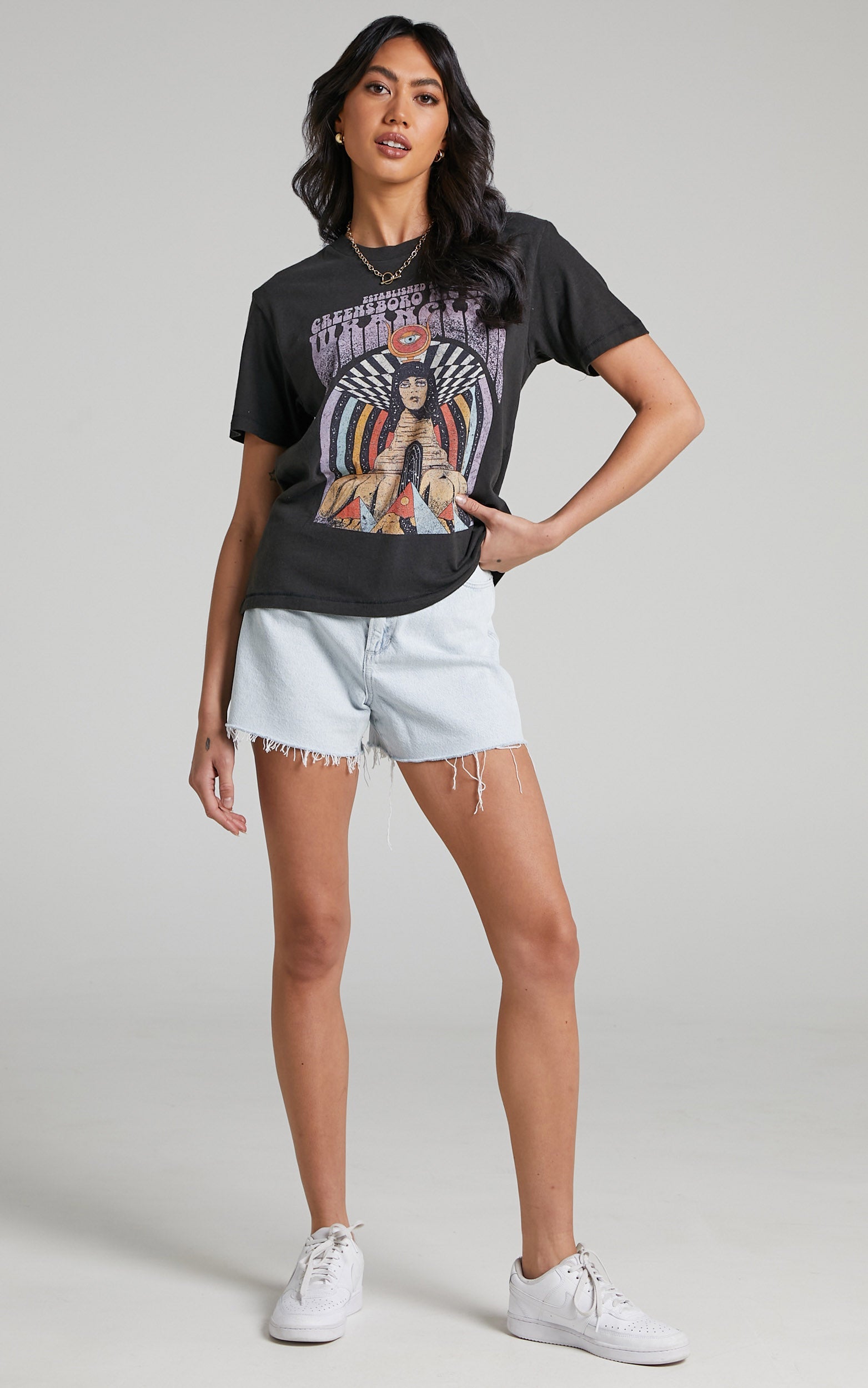 Wrangler - SPHINX TEE in Worn  Black