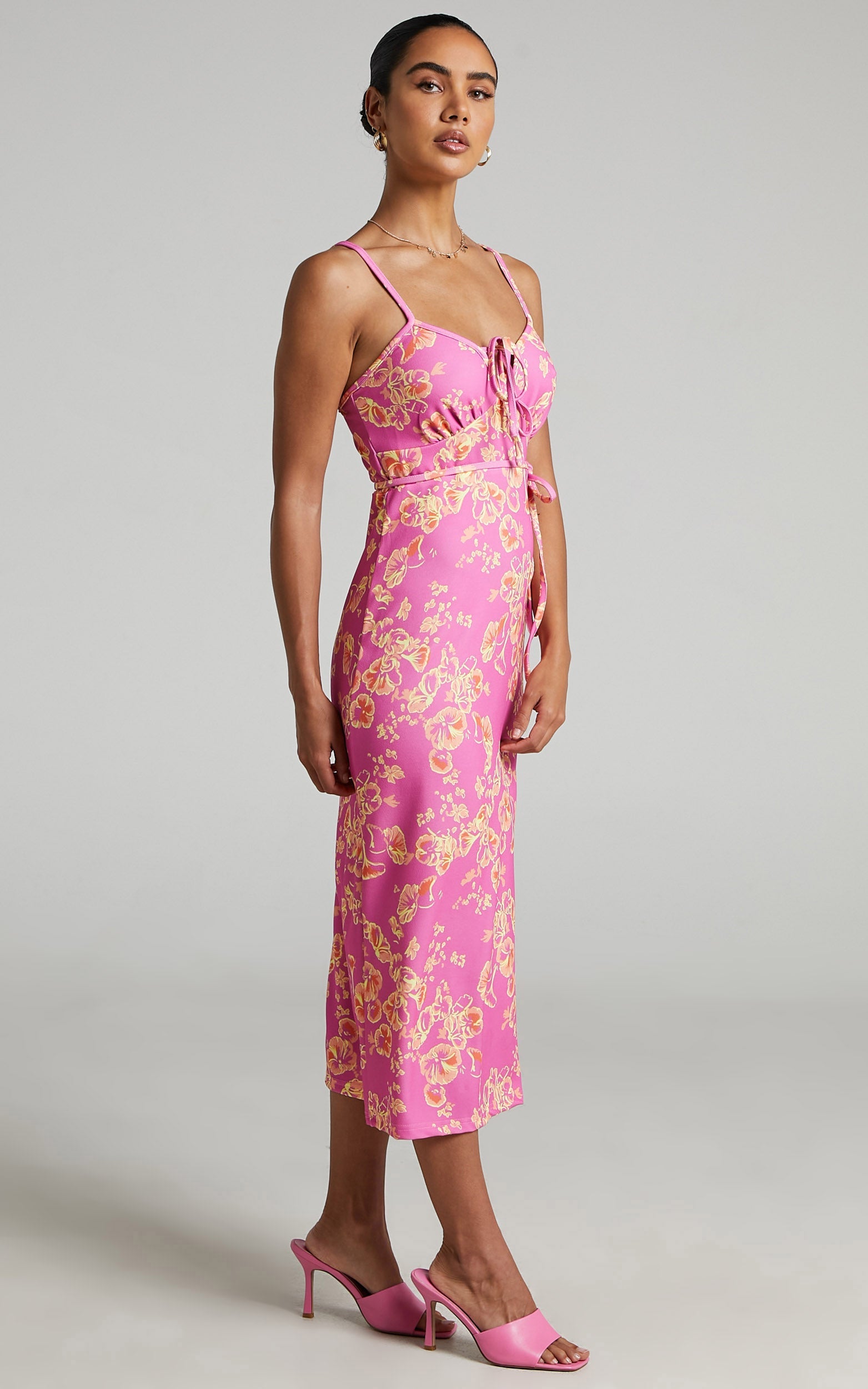 Yara Midi Dress in Floral Fantasia