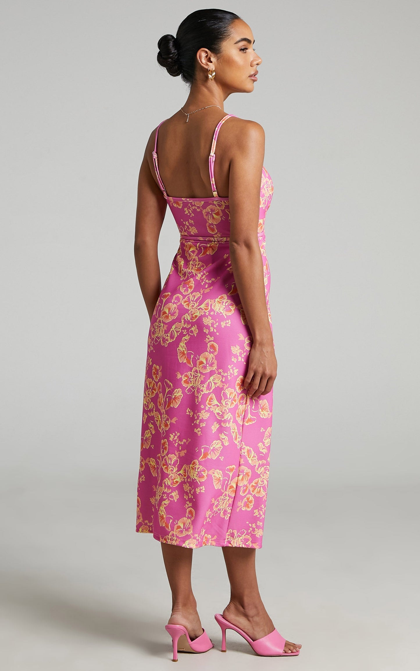 Yara Midi Dress in Floral Fantasia