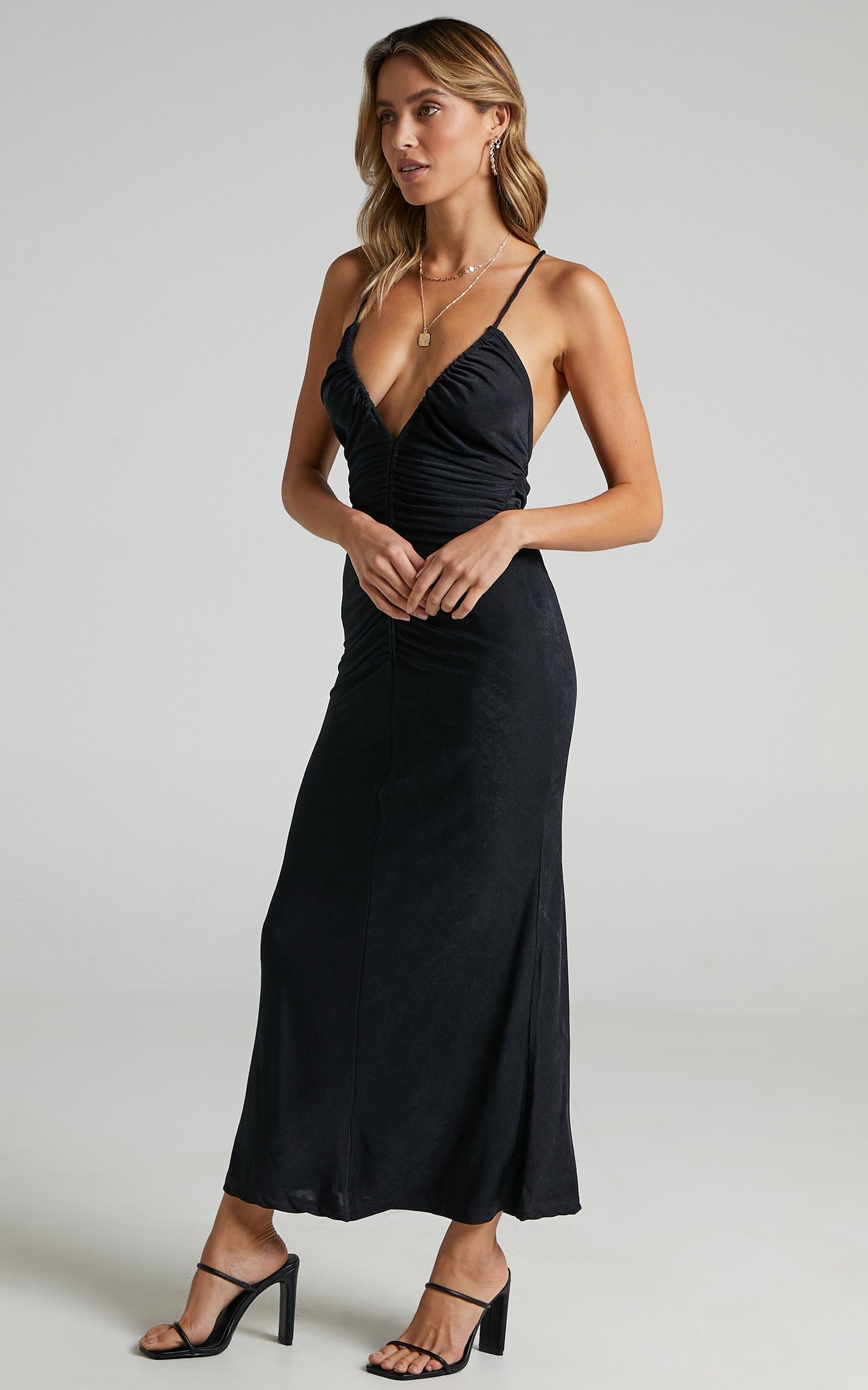Yassie Dress in Black