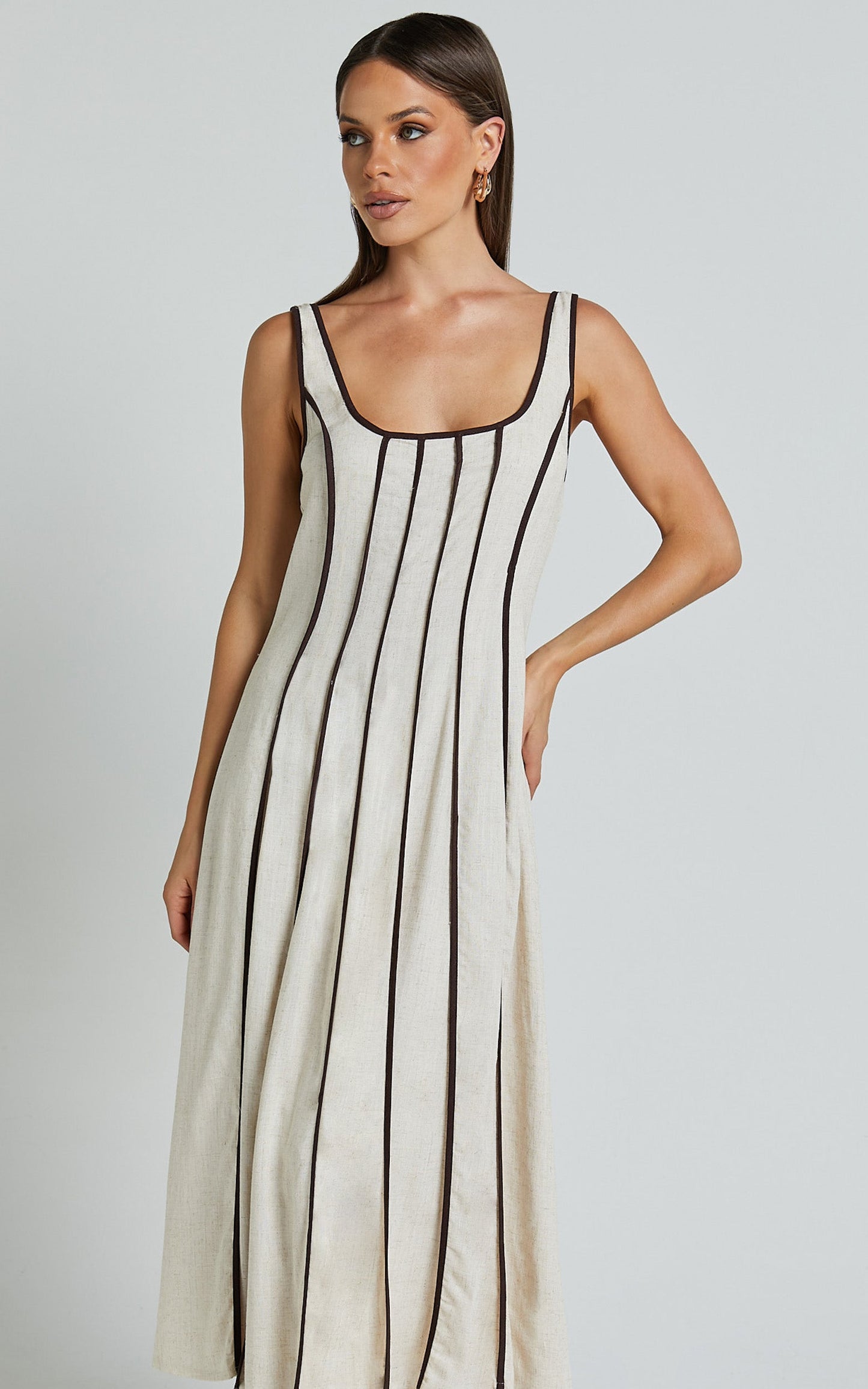 Yvette Midi Linen Blend Dress - Scoop Neck Sleeveless A Line Dress in Natural/Chocolate