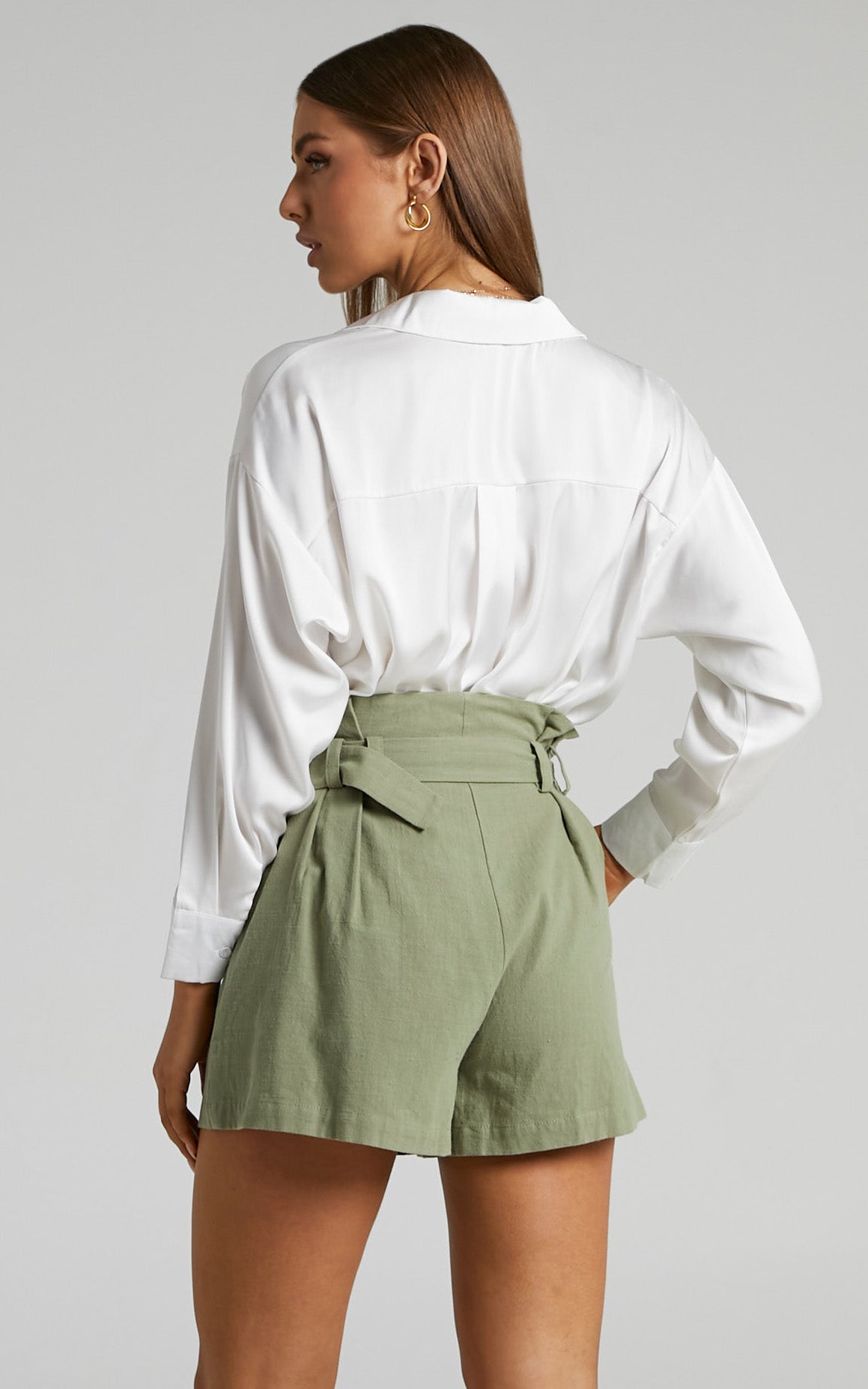 ZABEL Paper bag Waist Shorts in Cotton in Khaki