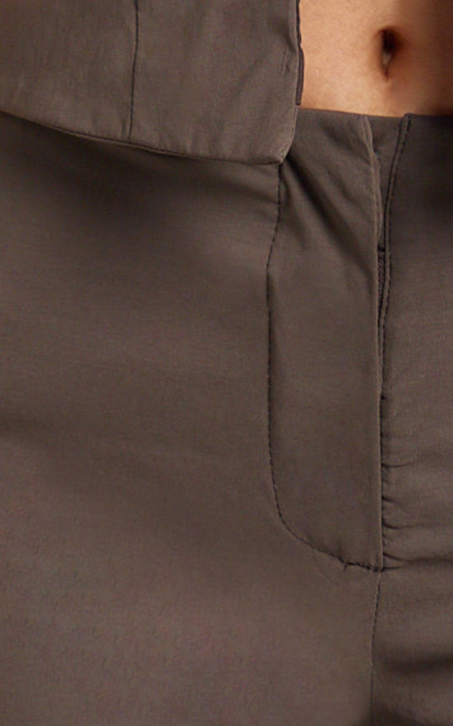 Zareena Pants - Mid Rise Wide Leg Pants in Chocolate
