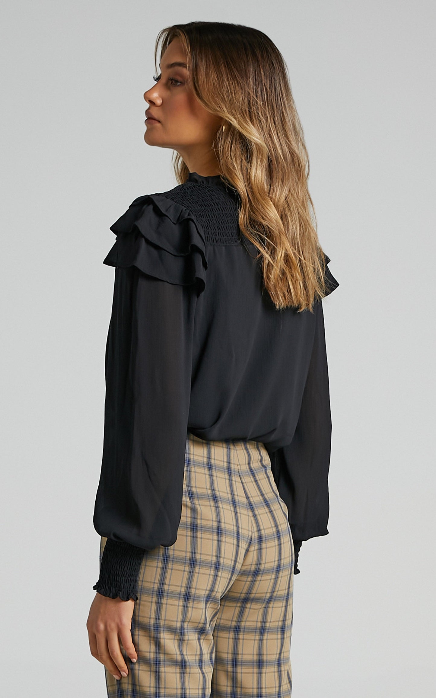 Zenobia Top - Longsleeve Ruffle Top in Black
