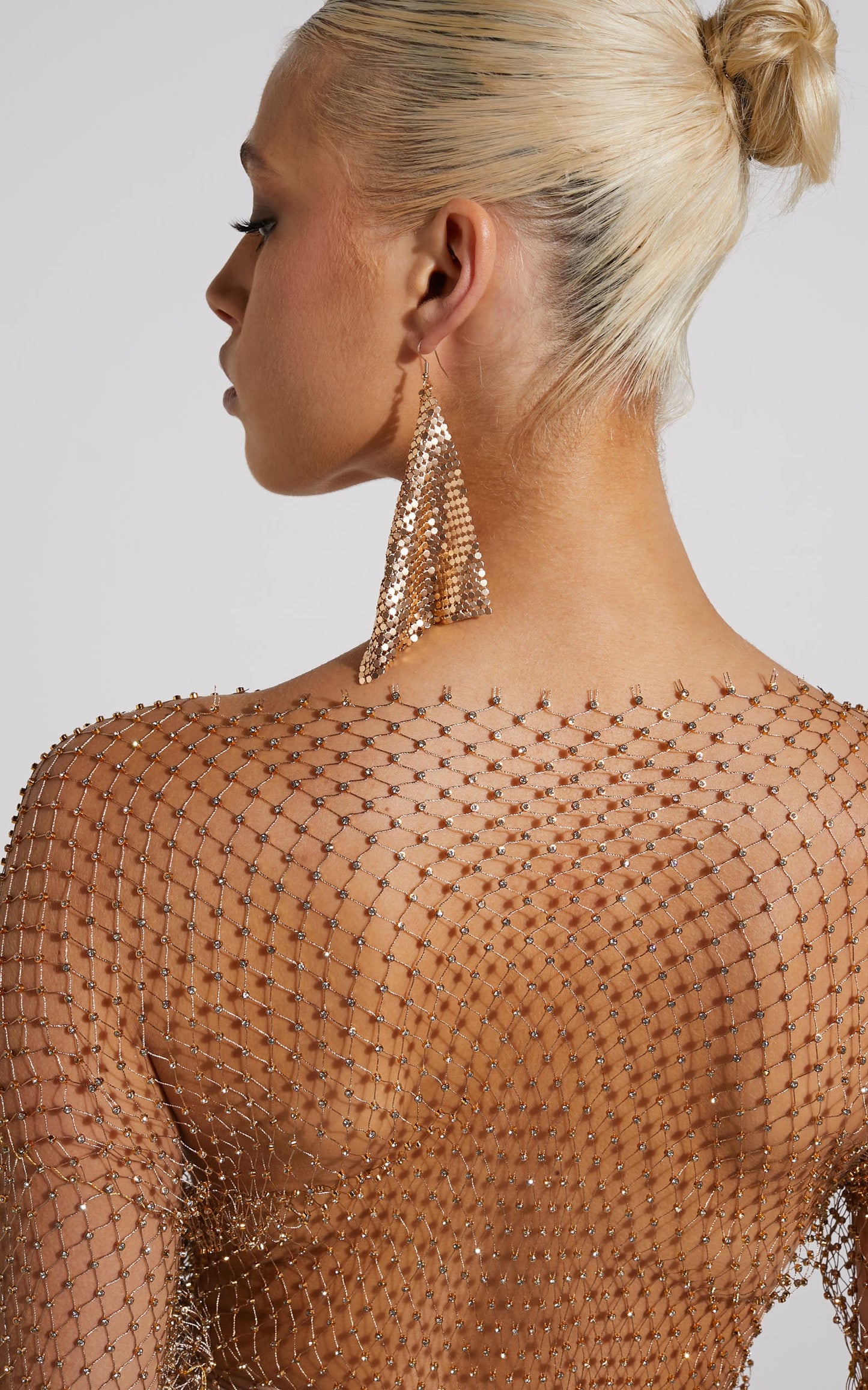 Zhyra Drop Diamante Mesh Earrings in Gold Mesh
