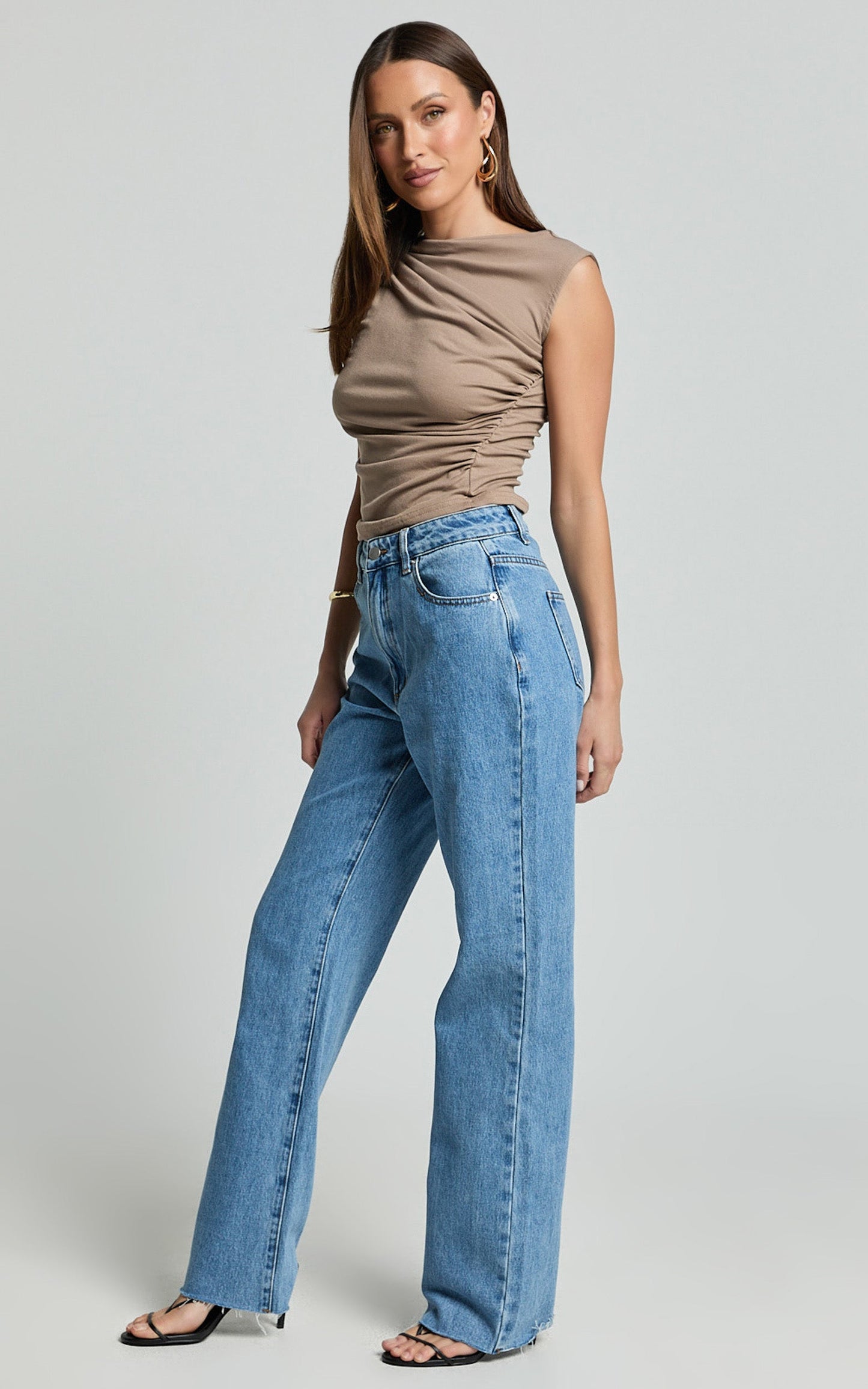 Zuri Top - Asymetric Gathered Detail Top in Mushroom