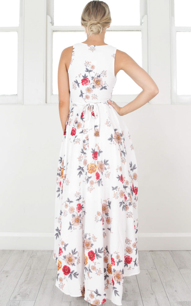 Ocean Avenue Dress In White Floral