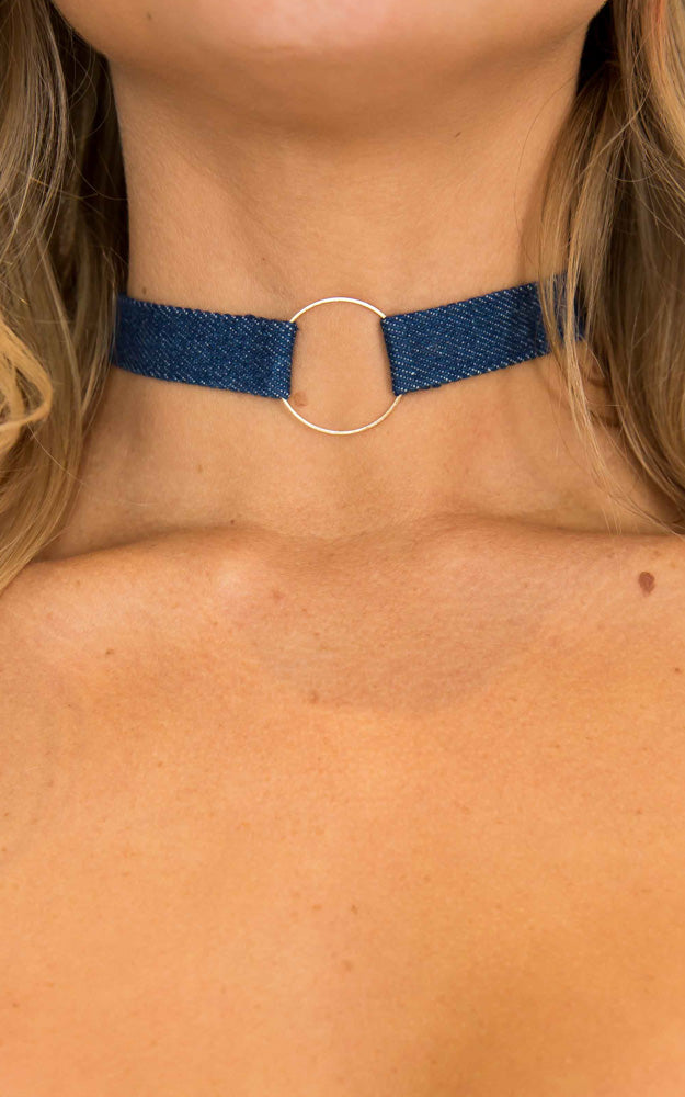 Unite Us Choker in dark wash denim