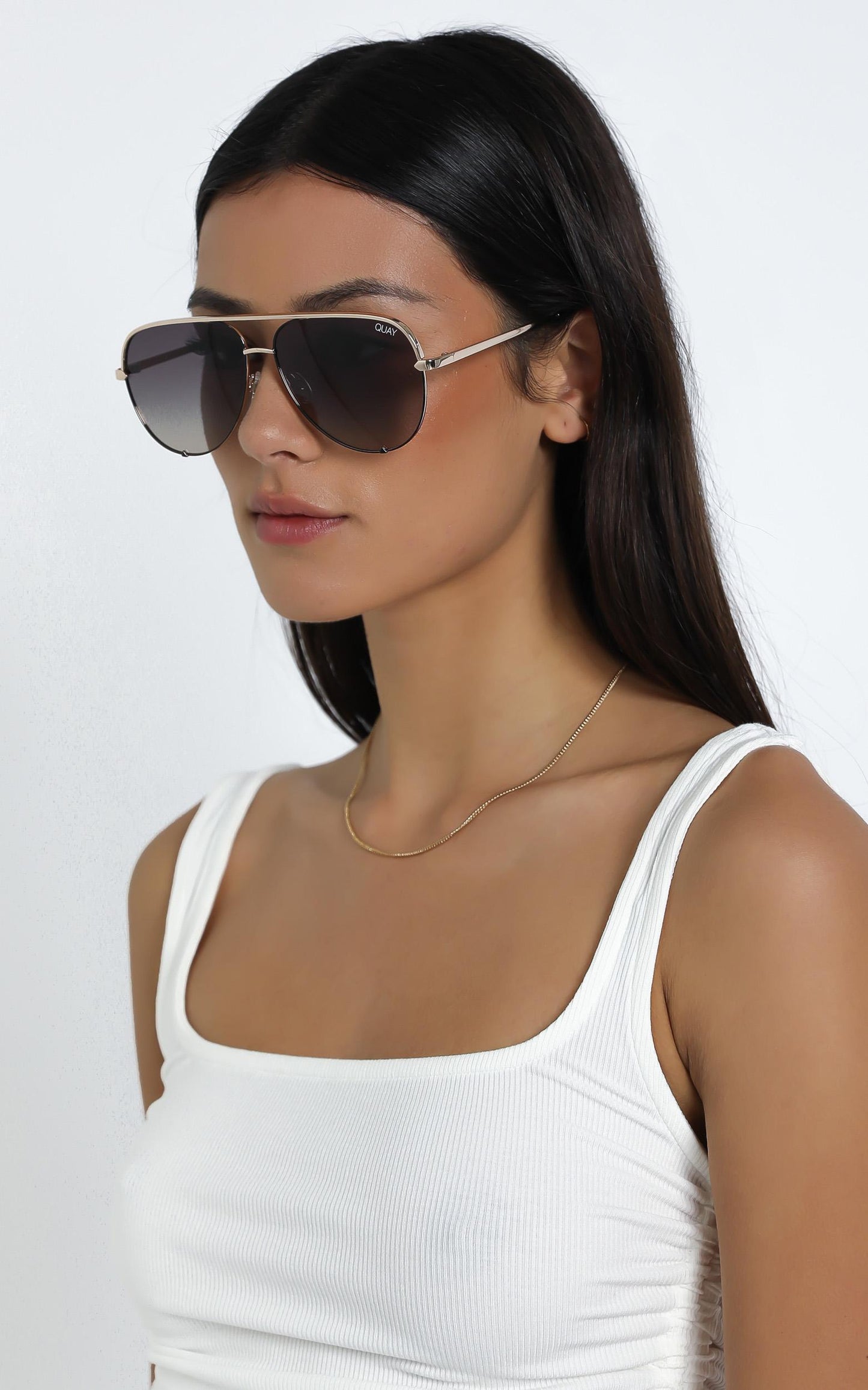 Quay - High Quay Sunglasses in Black Gold / Smoke