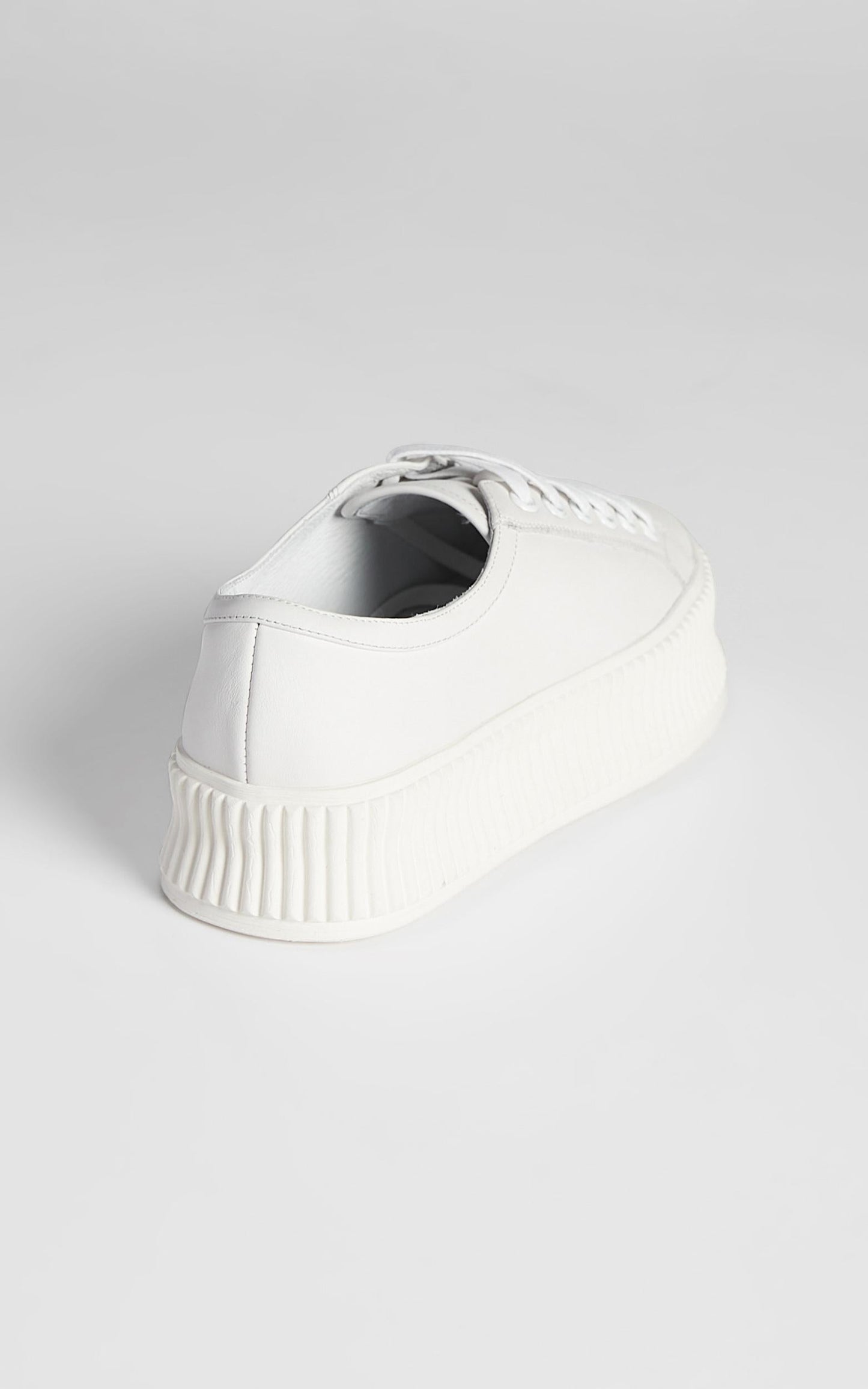 Alias Mae - Adelaide Sneakers in White Napper Leather