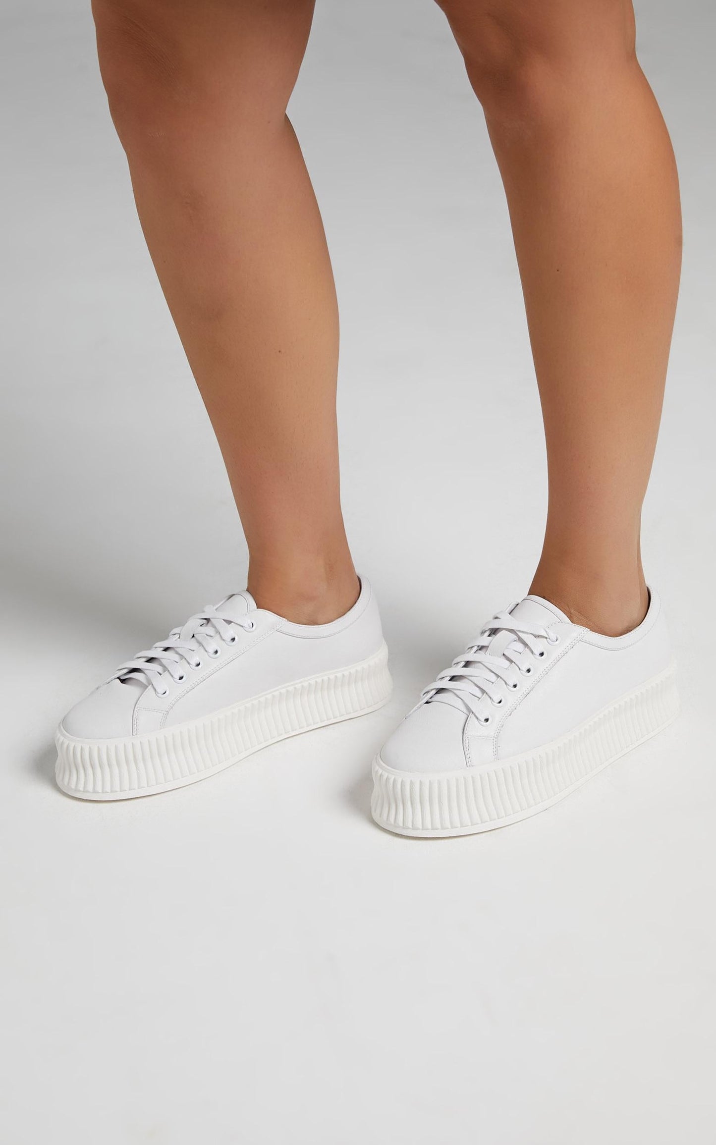 Alias Mae - Adelaide Sneakers in White Napper Leather