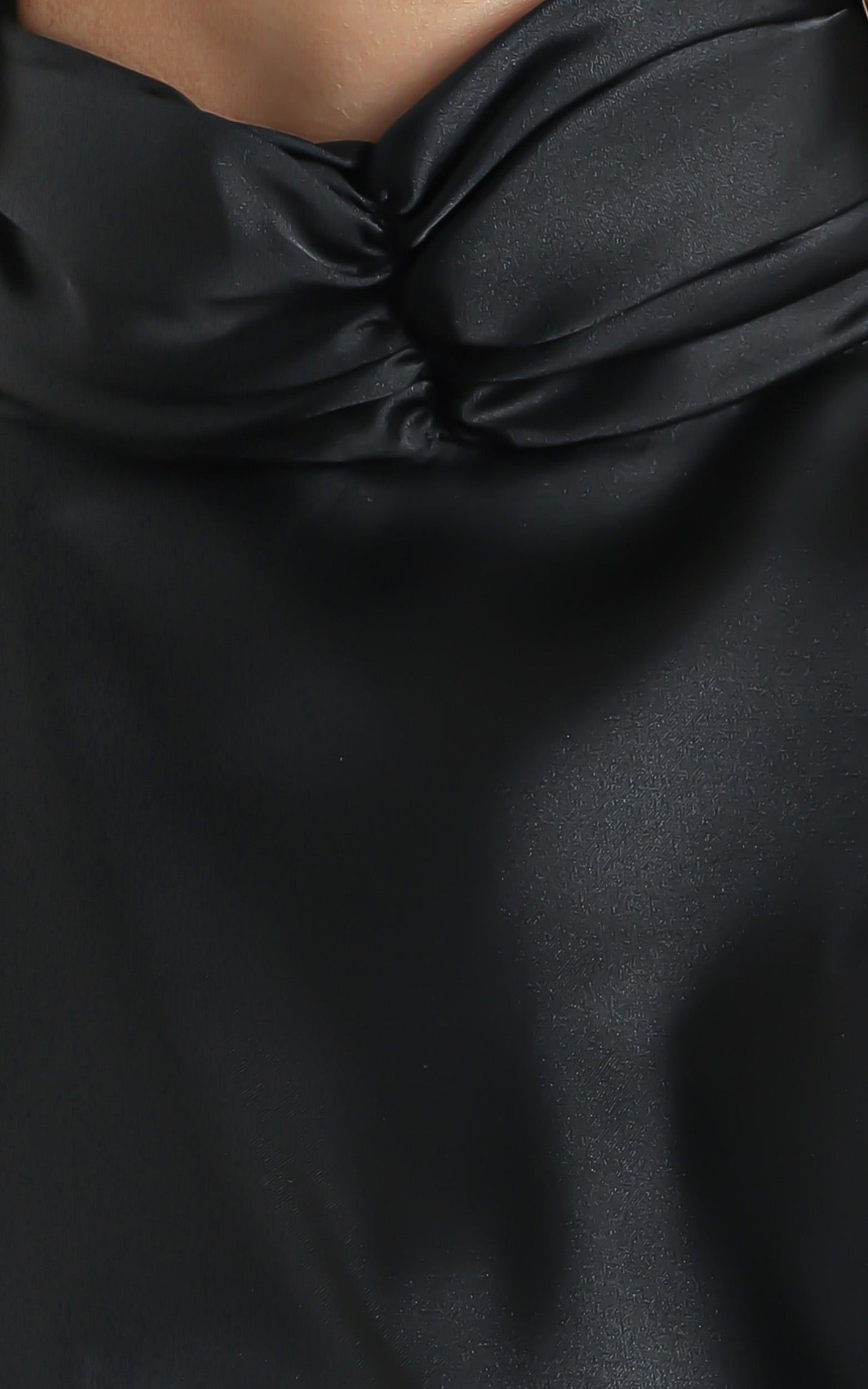 Apulia Top - Halter Neck Crop Top in Black