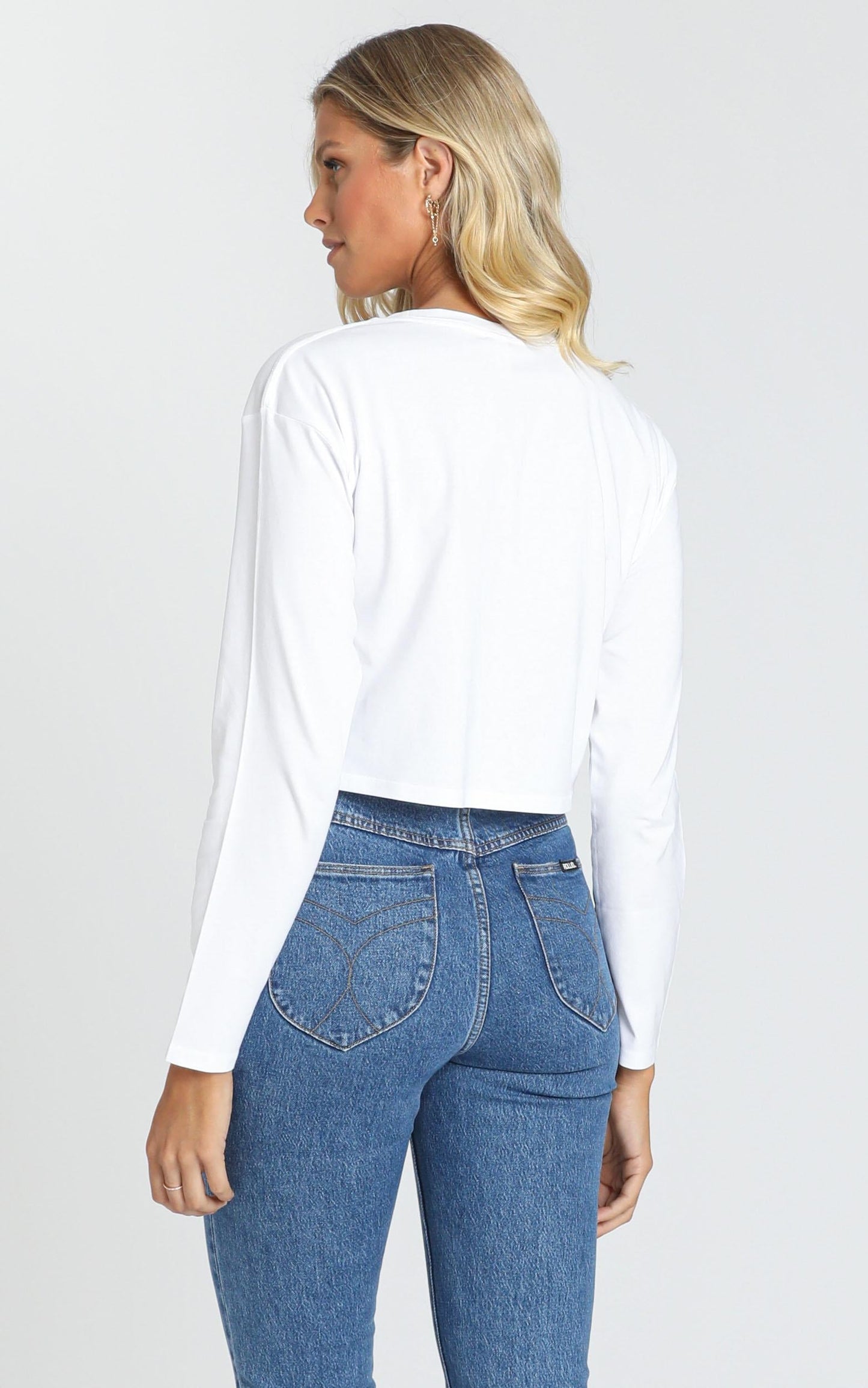 AS Colour - Crop LS Tee in White