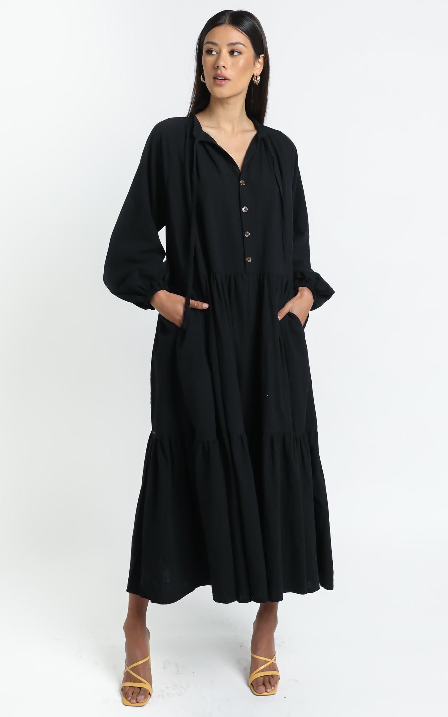 Lullaby Club - Avalon Maxi Dress in Jett