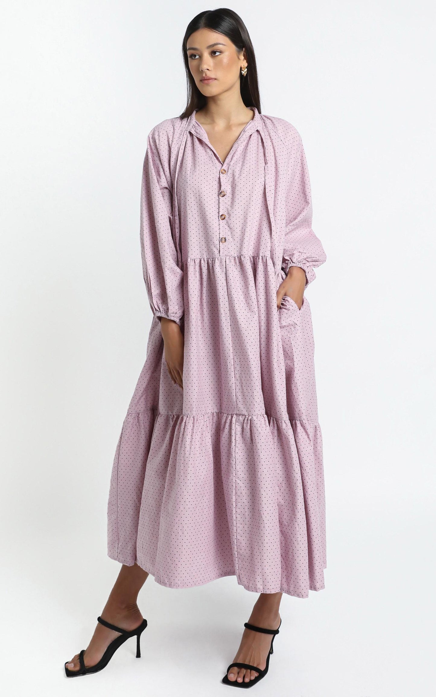 Lullaby Club - Avalon Maxi Dress in Mauve Polka Dots